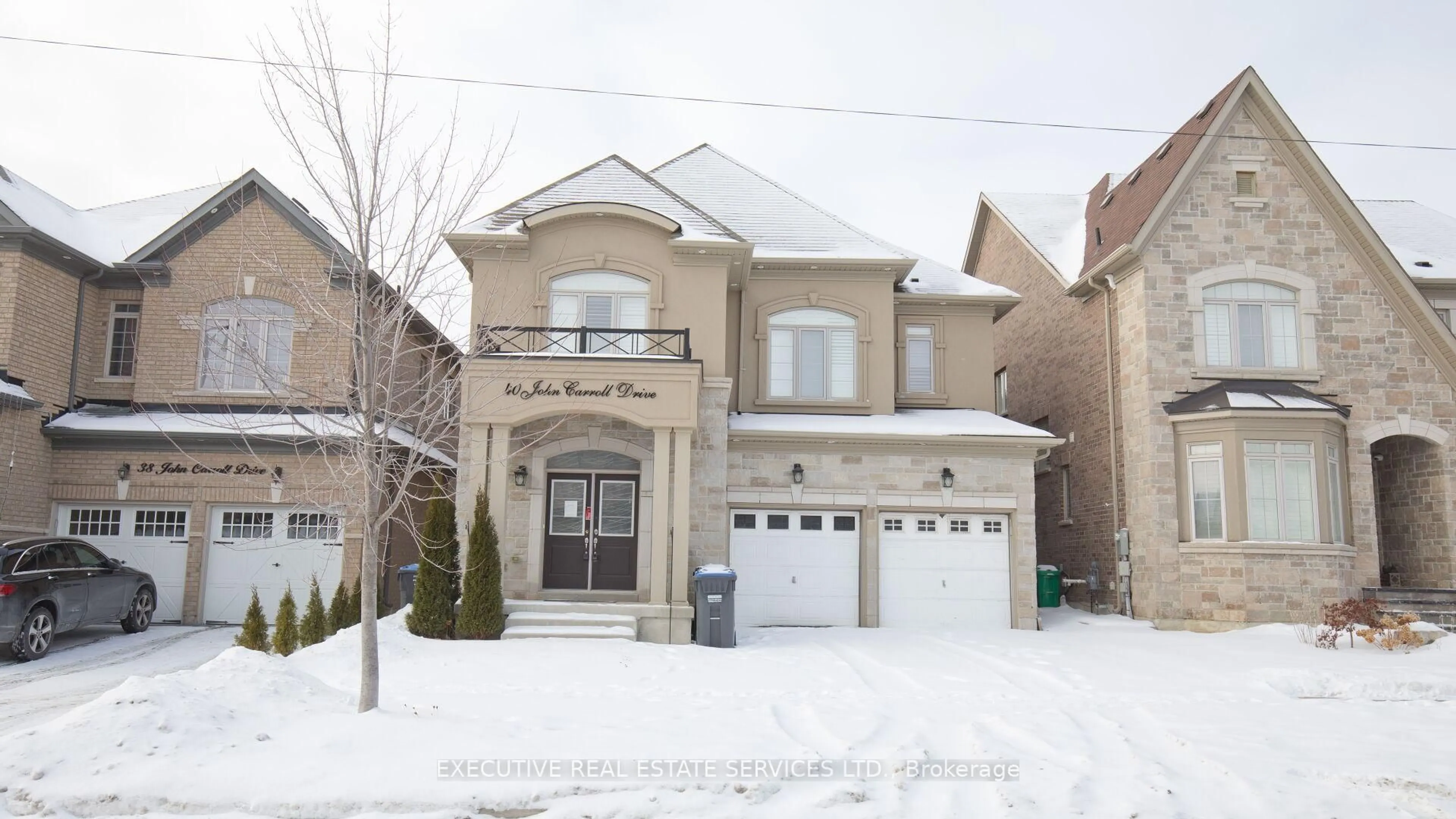 Home with brick exterior material, street for 40 John Carroll Dr, Brampton Ontario L6P 4J8