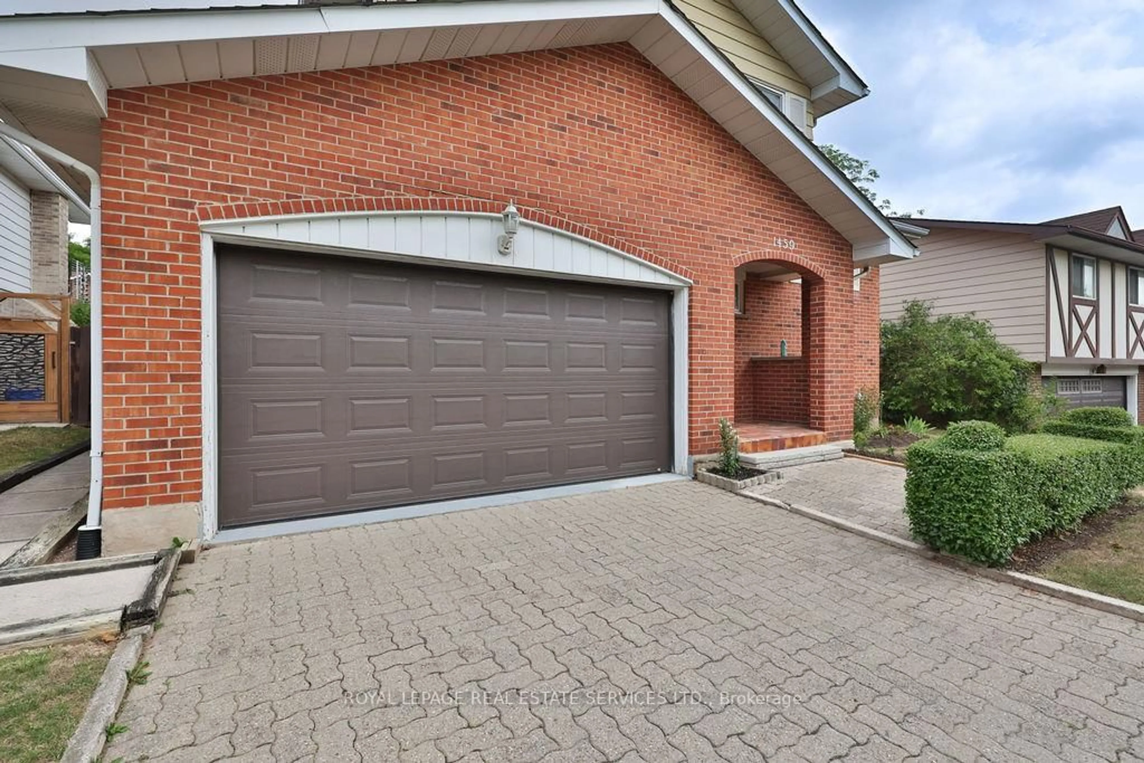 Home with brick exterior material, street for 1459 Grosvenor St, Oakville Ontario L6H 2T8