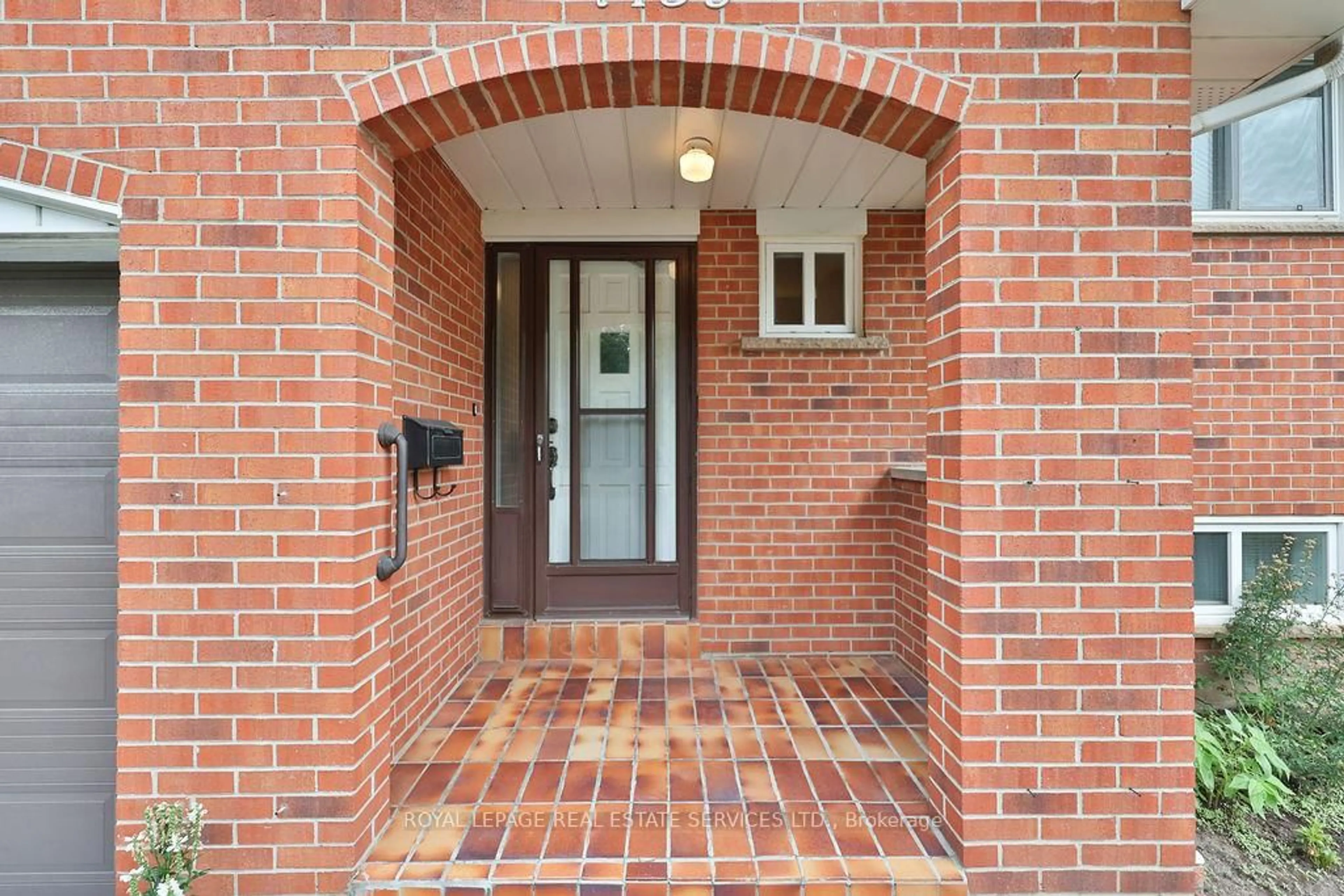Home with brick exterior material, street for 1459 Grosvenor St, Oakville Ontario L6H 2T8