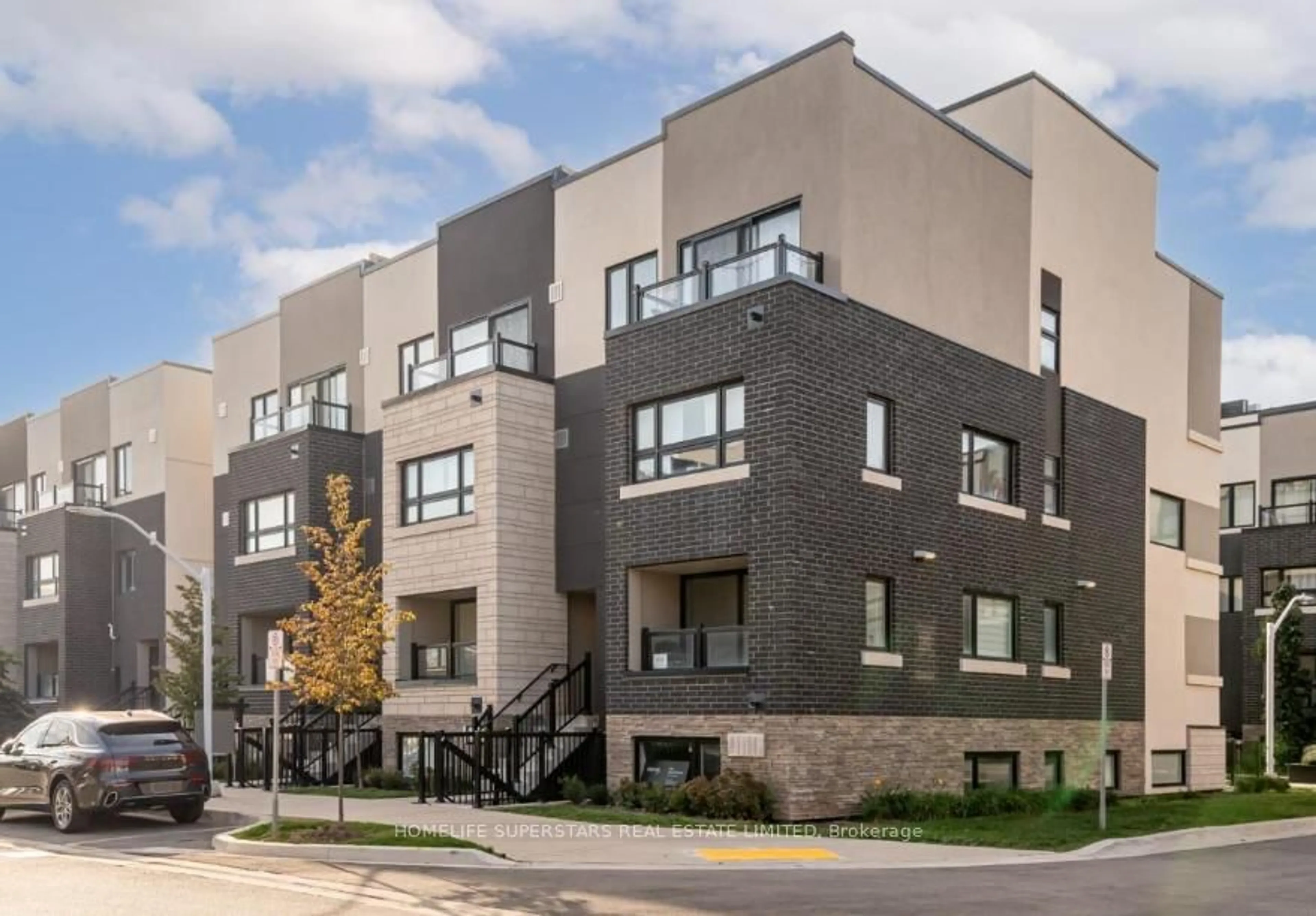 Home with brick exterior material, street for 1411 cooke Blvd #412, Burlington Ontario L7T 4A8