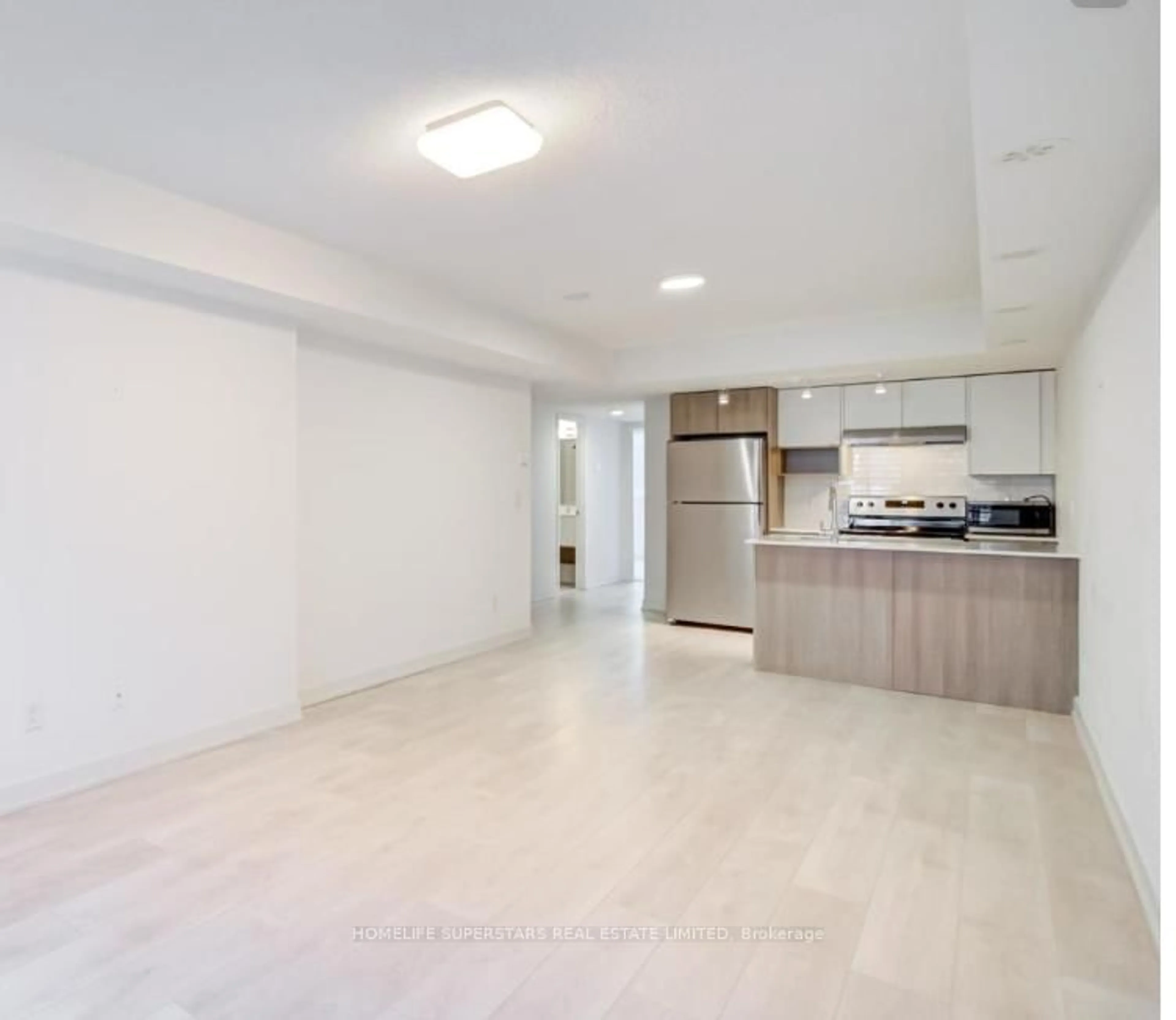 Unknown for 1411 cooke Blvd #412, Burlington Ontario L7T 4A8