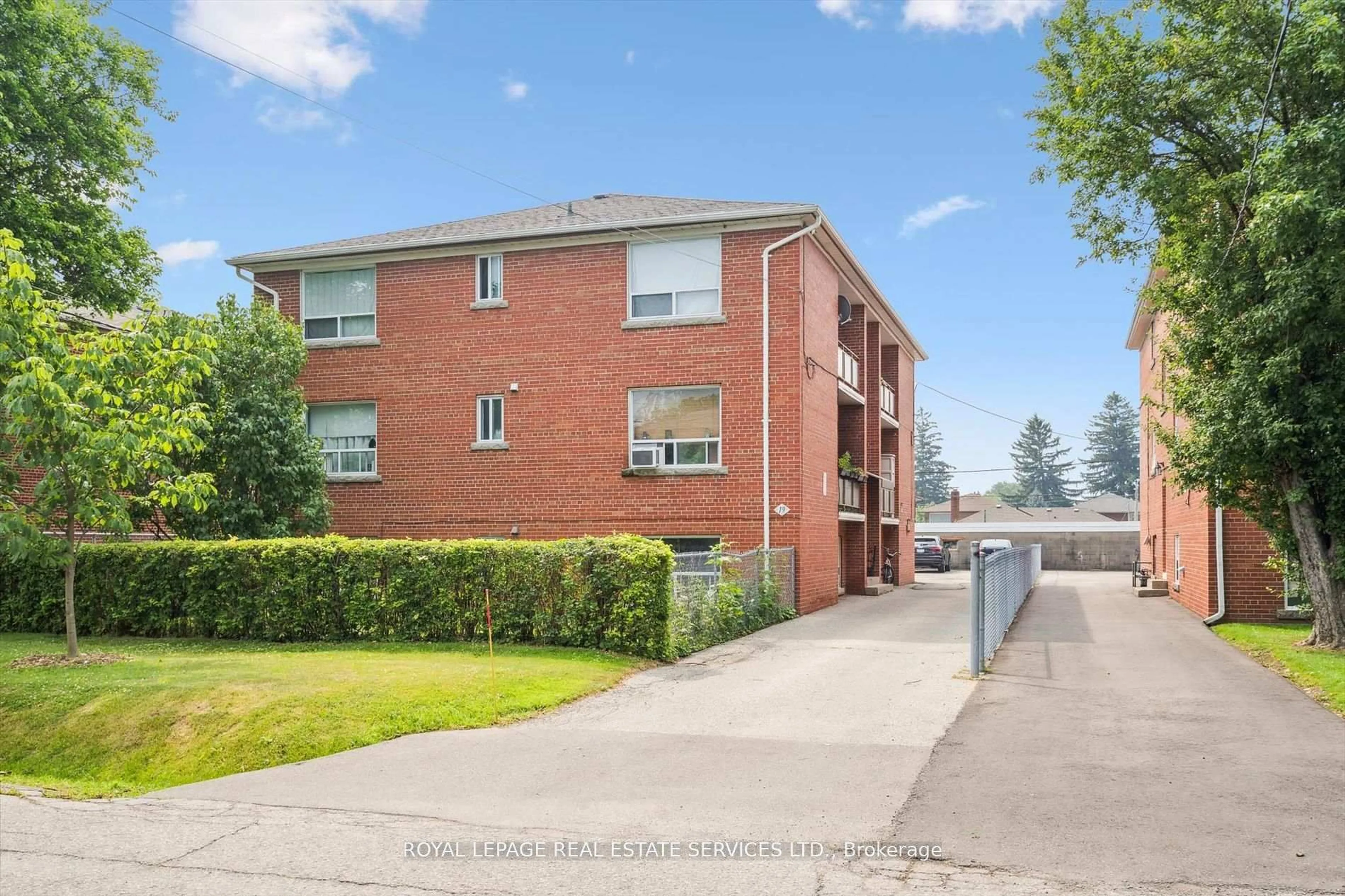 Unknown for 19 Dover Dr, Toronto Ontario M8W 1V7