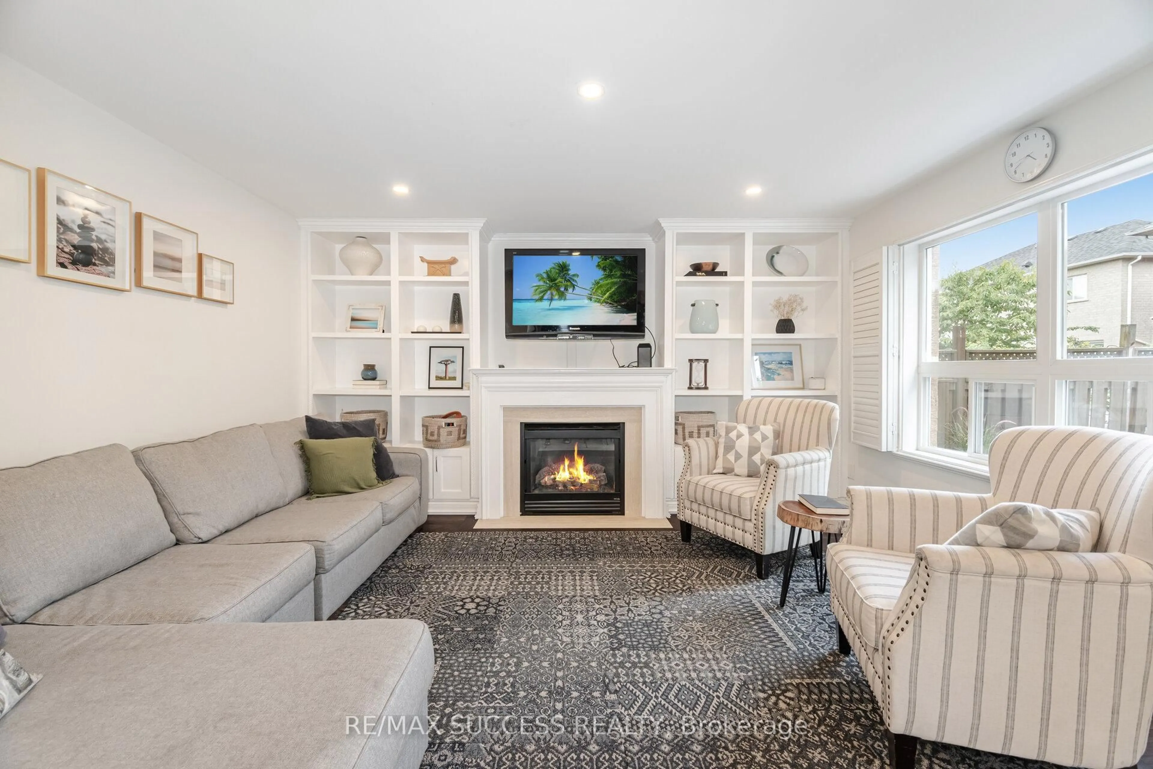 Living room with furniture, unknown for 19 Sawston Circ, Brampton Ontario L7A 2N7