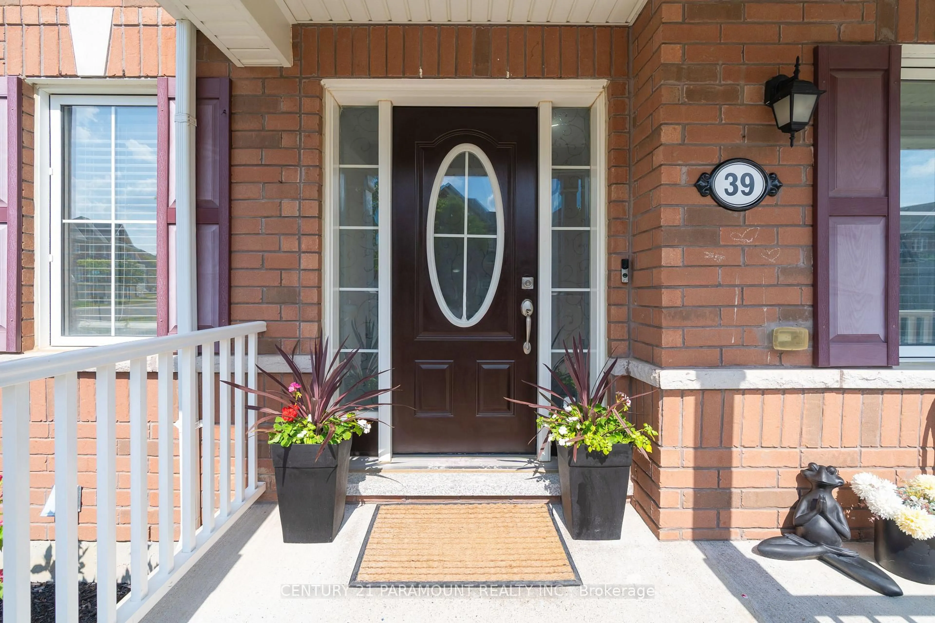 Indoor entryway for 39 Fenchurch Dr, Brampton Ontario L7A 4G1