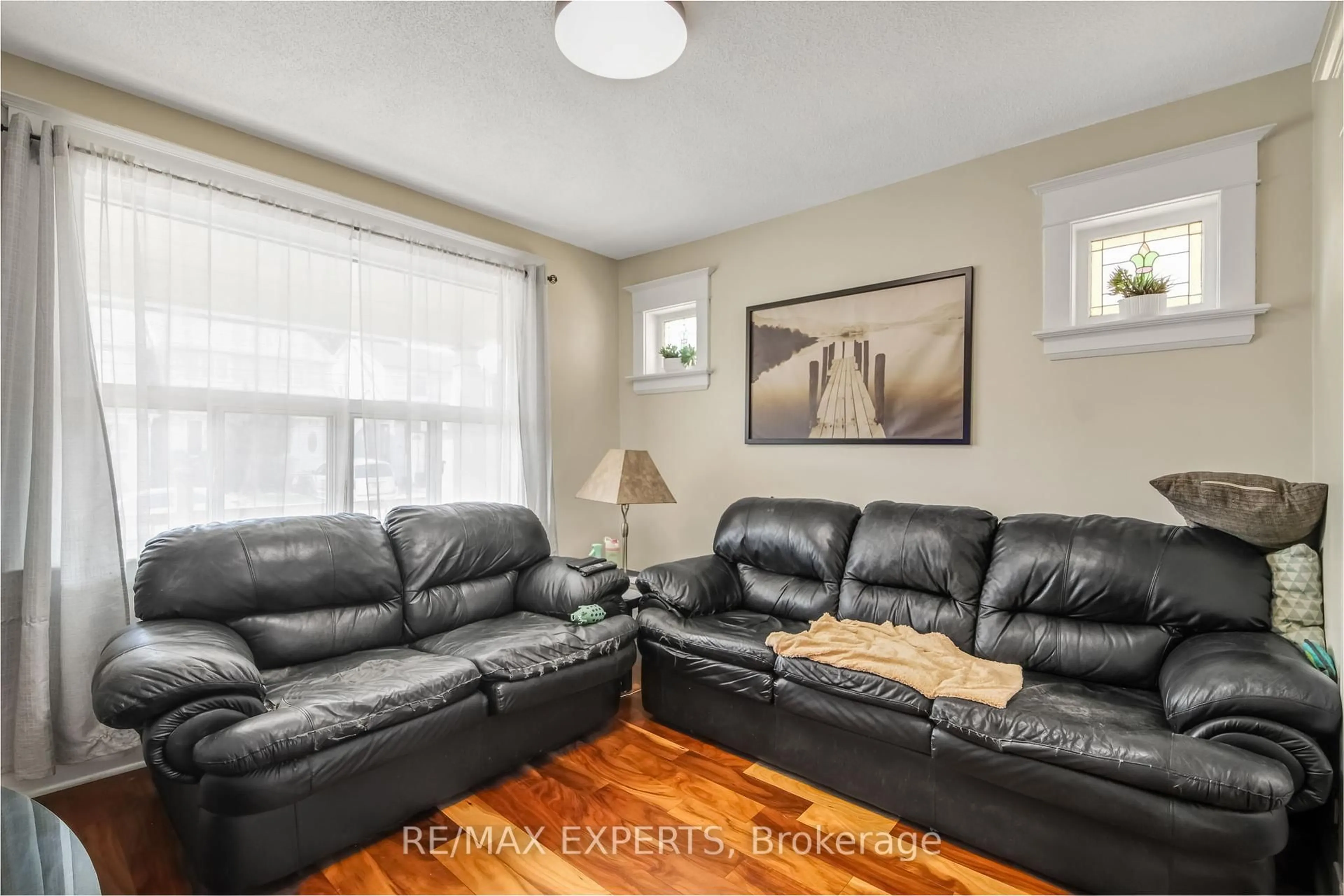 Living room with furniture, unknown for 28 Mahoney Ave, Toronto Ontario M6M 2H4