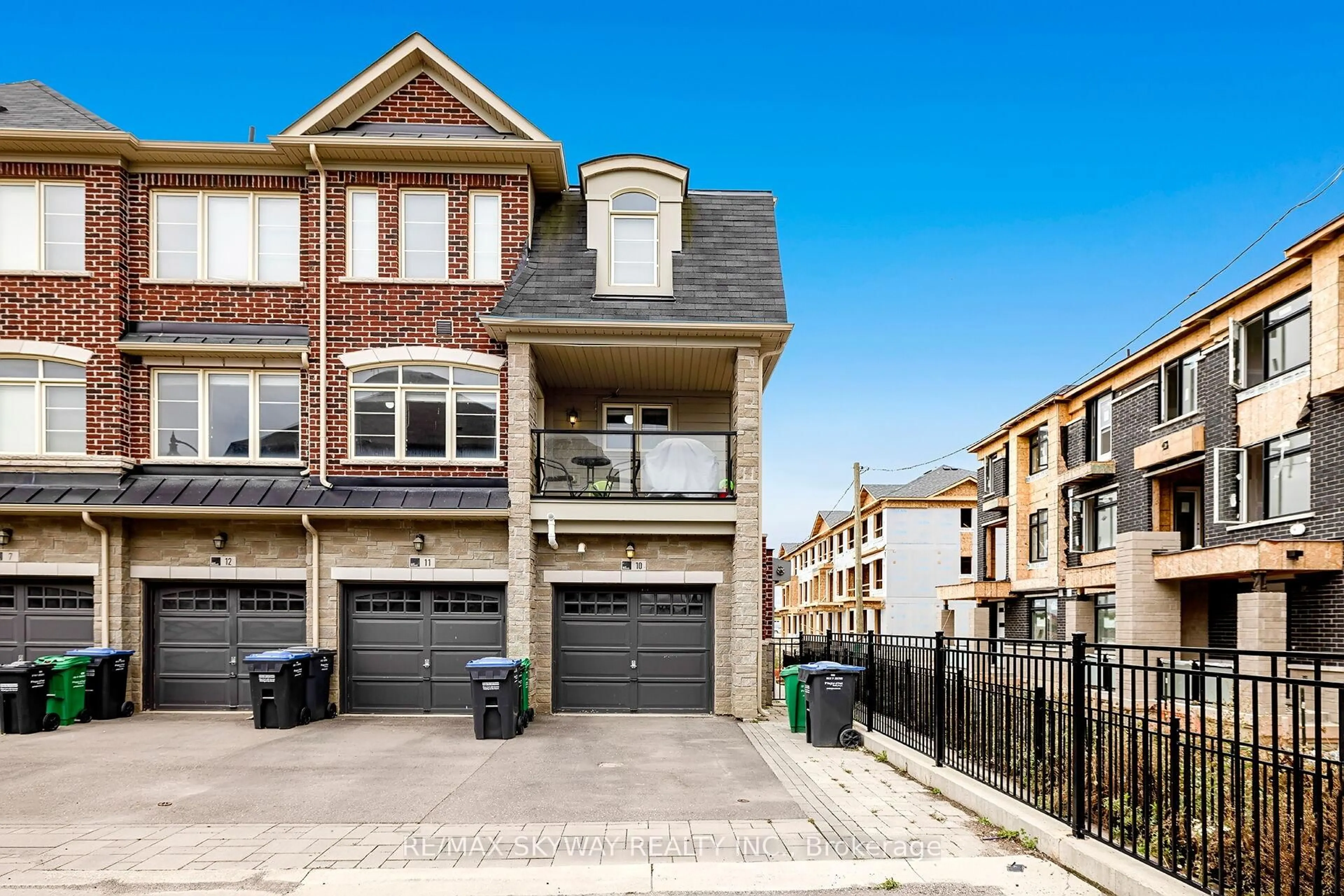 Unknown for 200 Veterans Dr #10, Brampton Ontario L7A 4S6