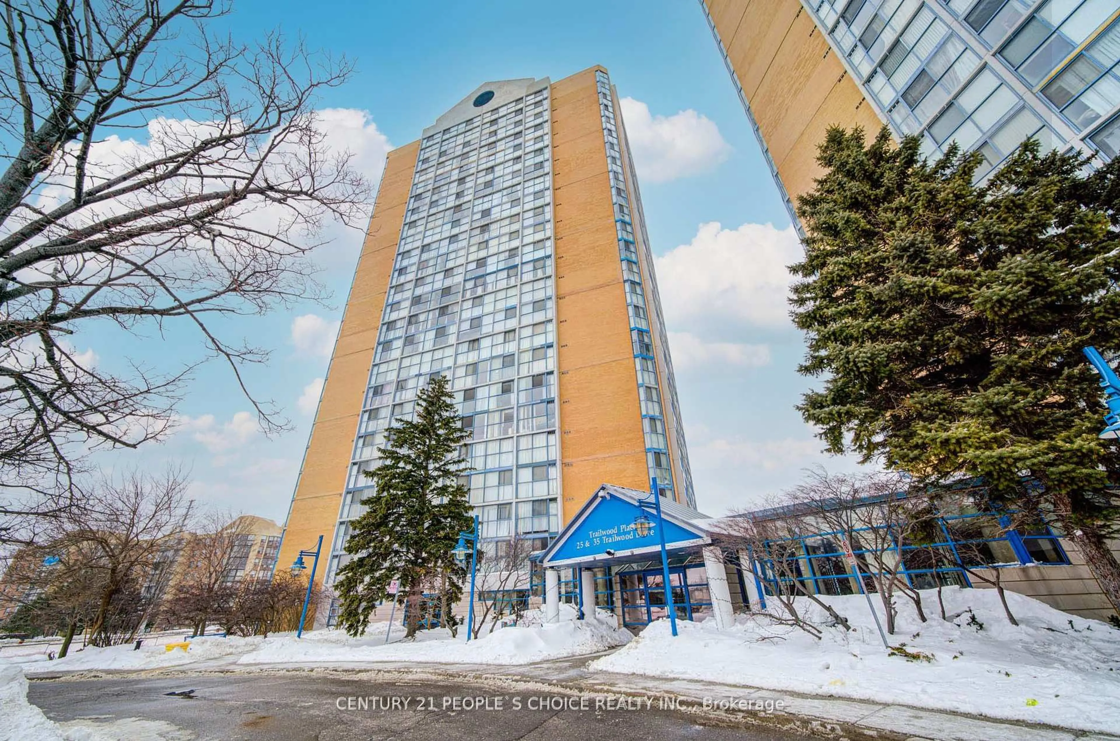 Indoor foyer for 25 Trailwood Dr #1206, Mississauga Ontario L4Z 3K9