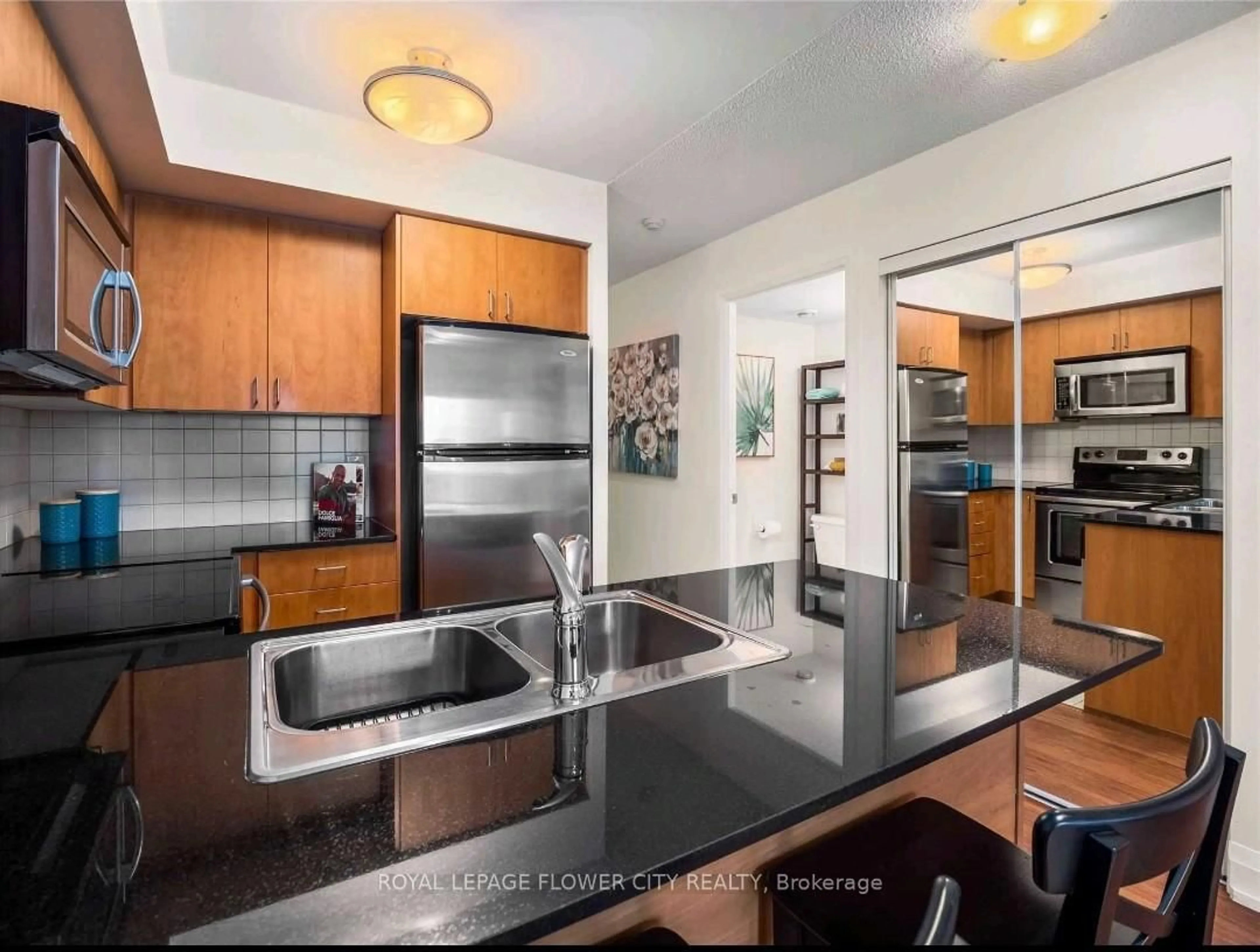 Unknown for 1070 Sheppard Ave #801, Toronto Ontario M3J 0G8