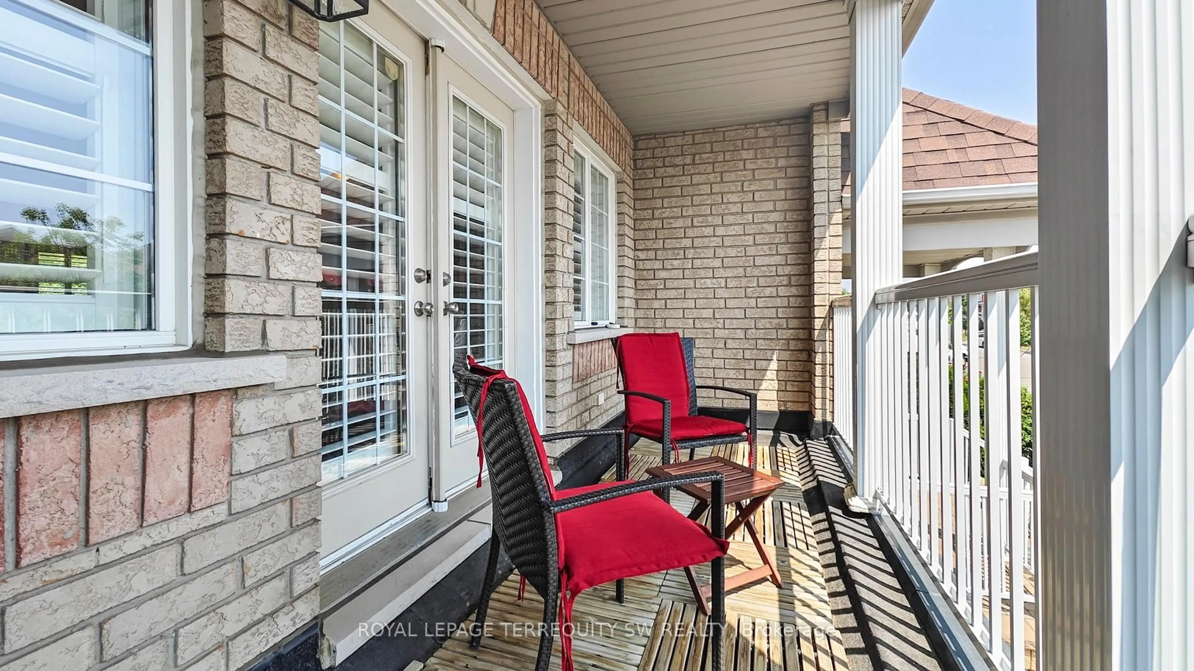 Patio, street for 3981 Tacc Dr, Mississauga Ontario L5M 6L2