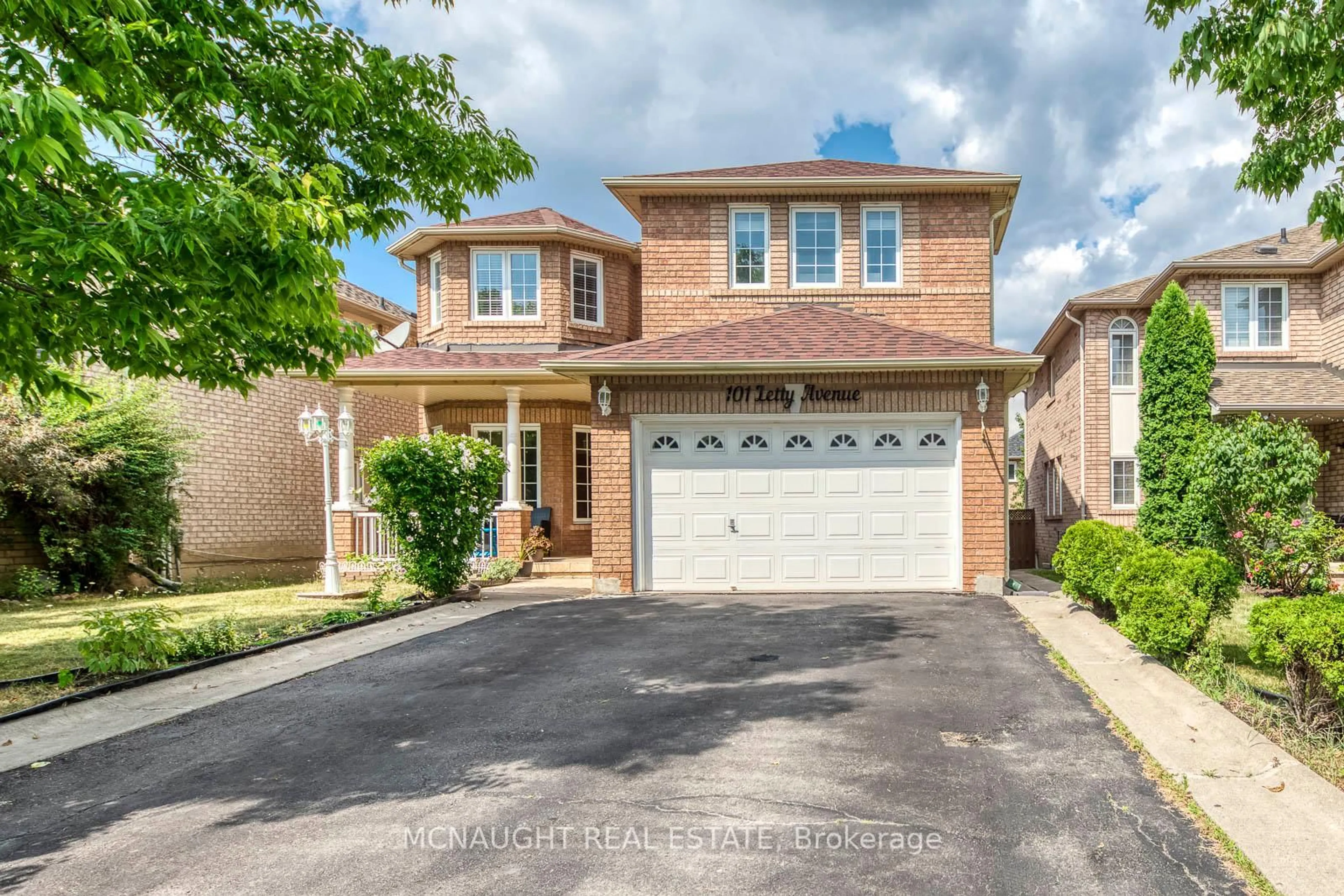 Home with brick exterior material, street for 101 Letty Ave, Brampton Ontario L6Y 5E1