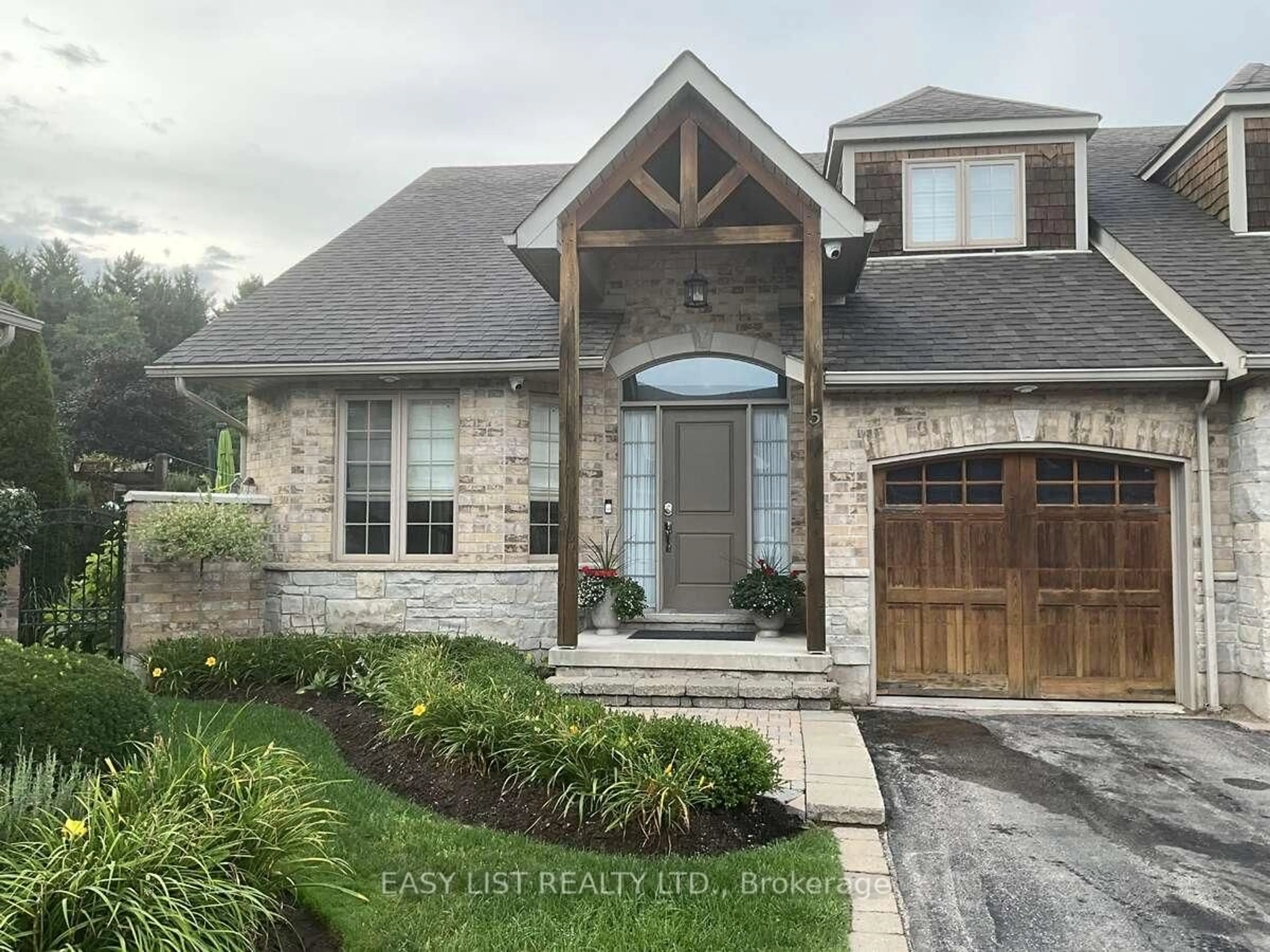 Home with brick exterior material, street for 10 Zimmerman Dr #5, Caledon Ontario L7E 4C2
