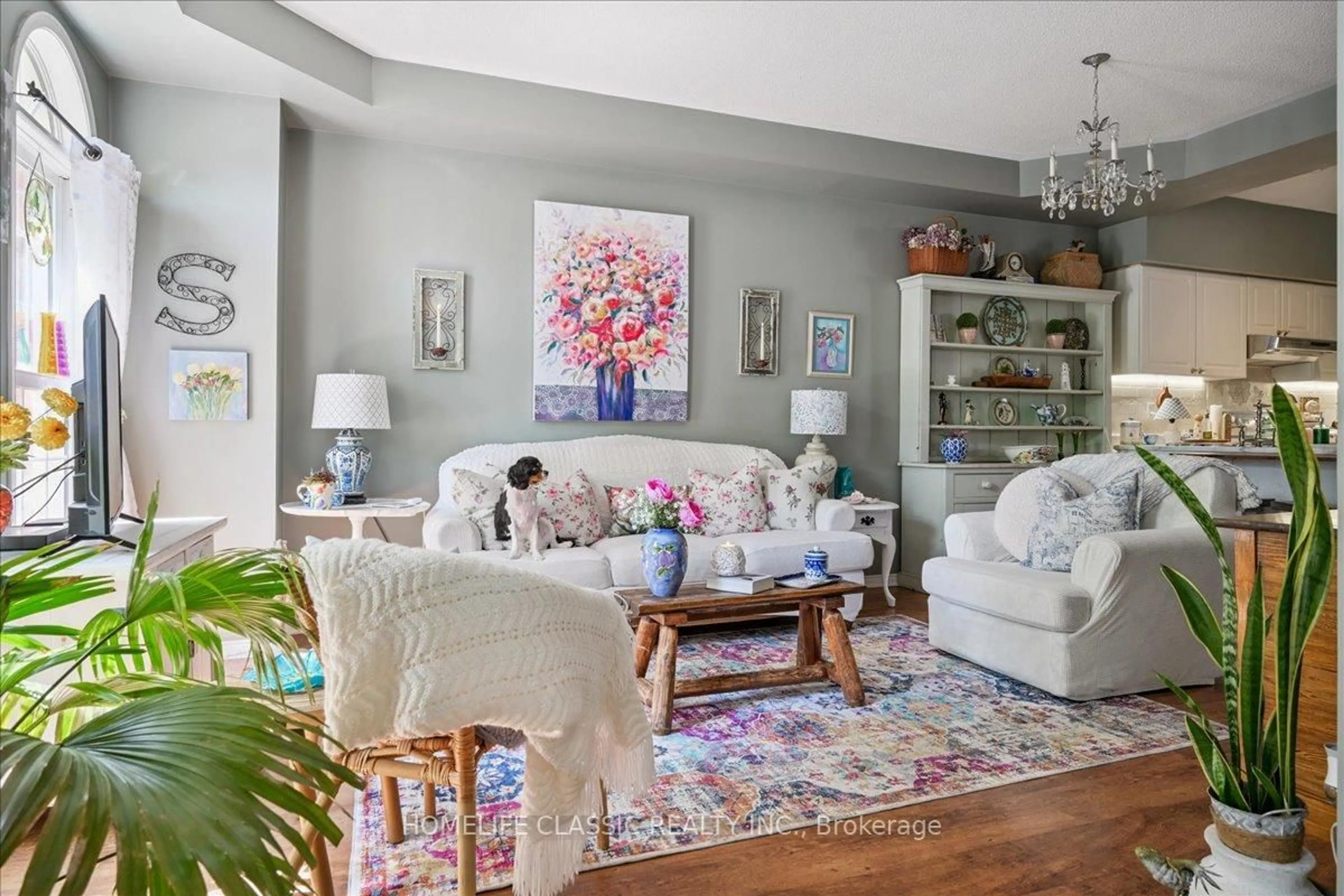 Living room with furniture, unknown for 153 Glenashton Dr, Oakville Ontario L6H 6N2