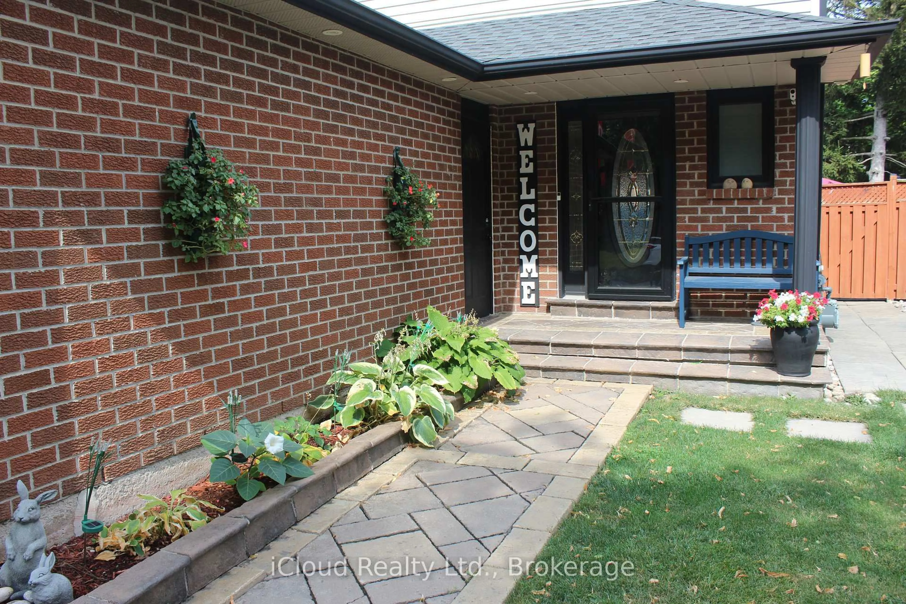 Home with brick exterior material, street for 406 Woodlawn Cres, Milton Ontario L9T 4T5