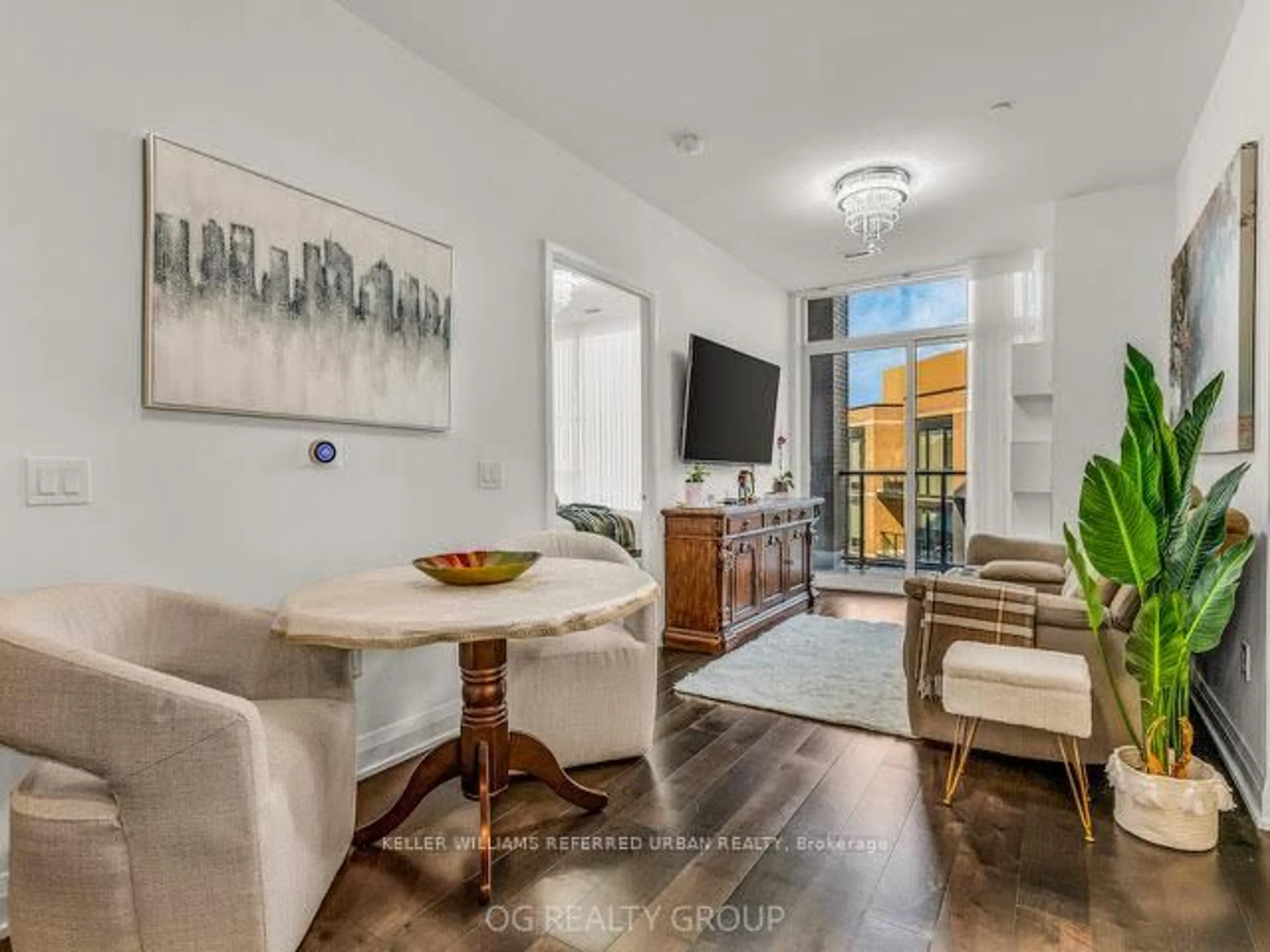 Unknown for 293 The Kingsway #621, Toronto Ontario M9A 0E8