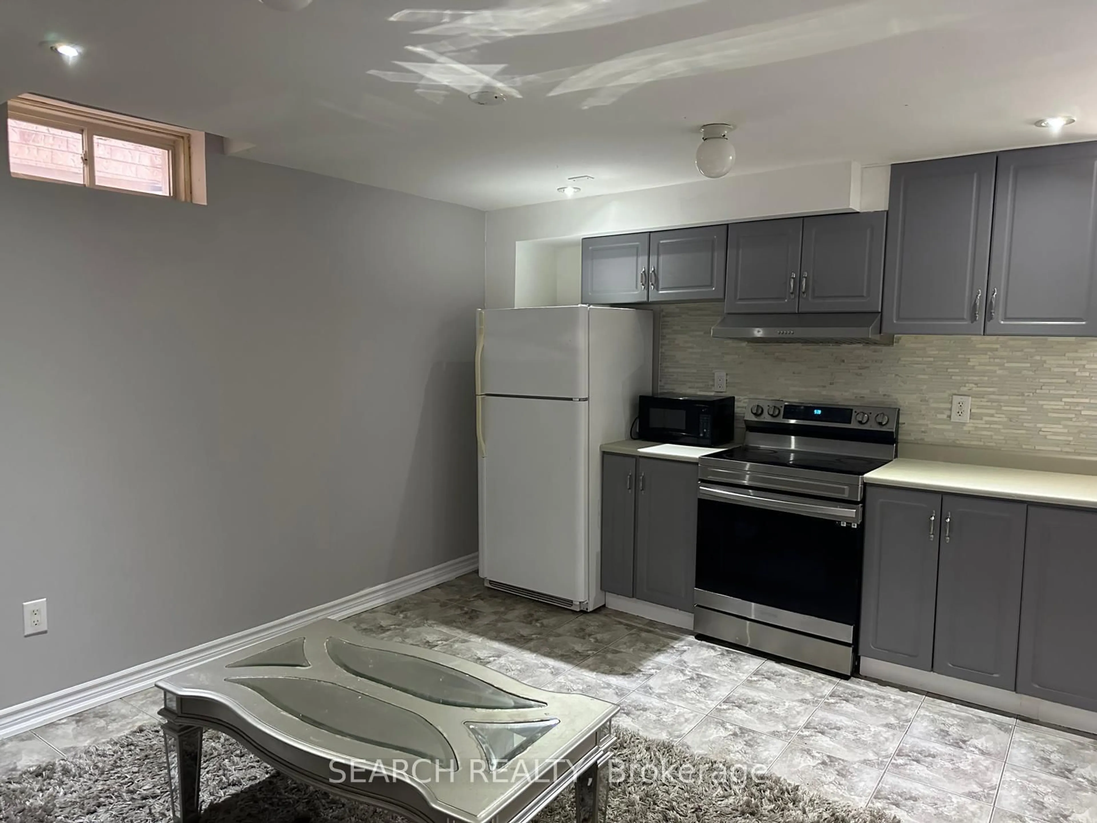 Unknown for 455 Scott Blvd, Milton Ontario L9T 0V1