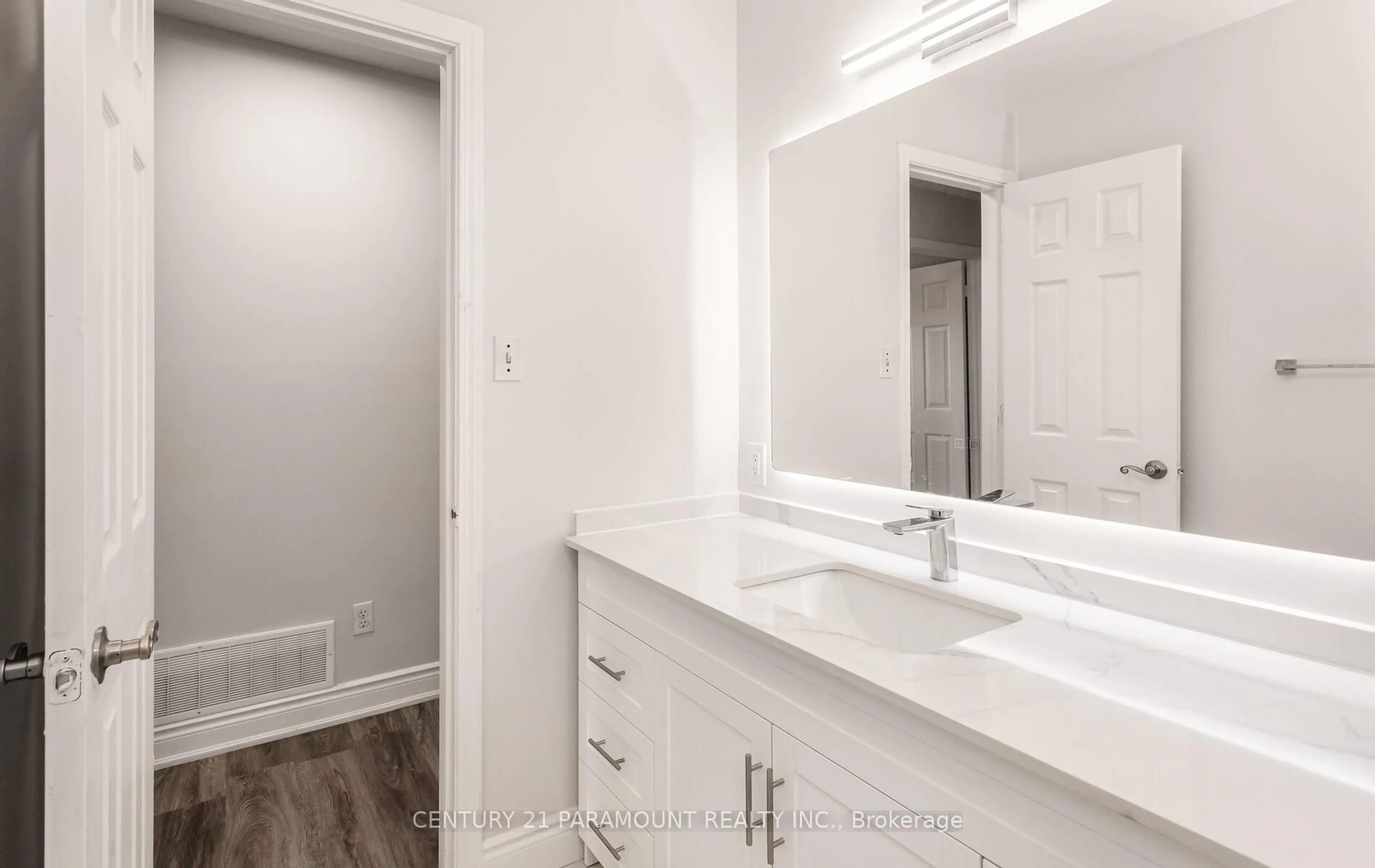 Unknown for 12 Montjoy Cres, Brampton Ontario L6S 3E7