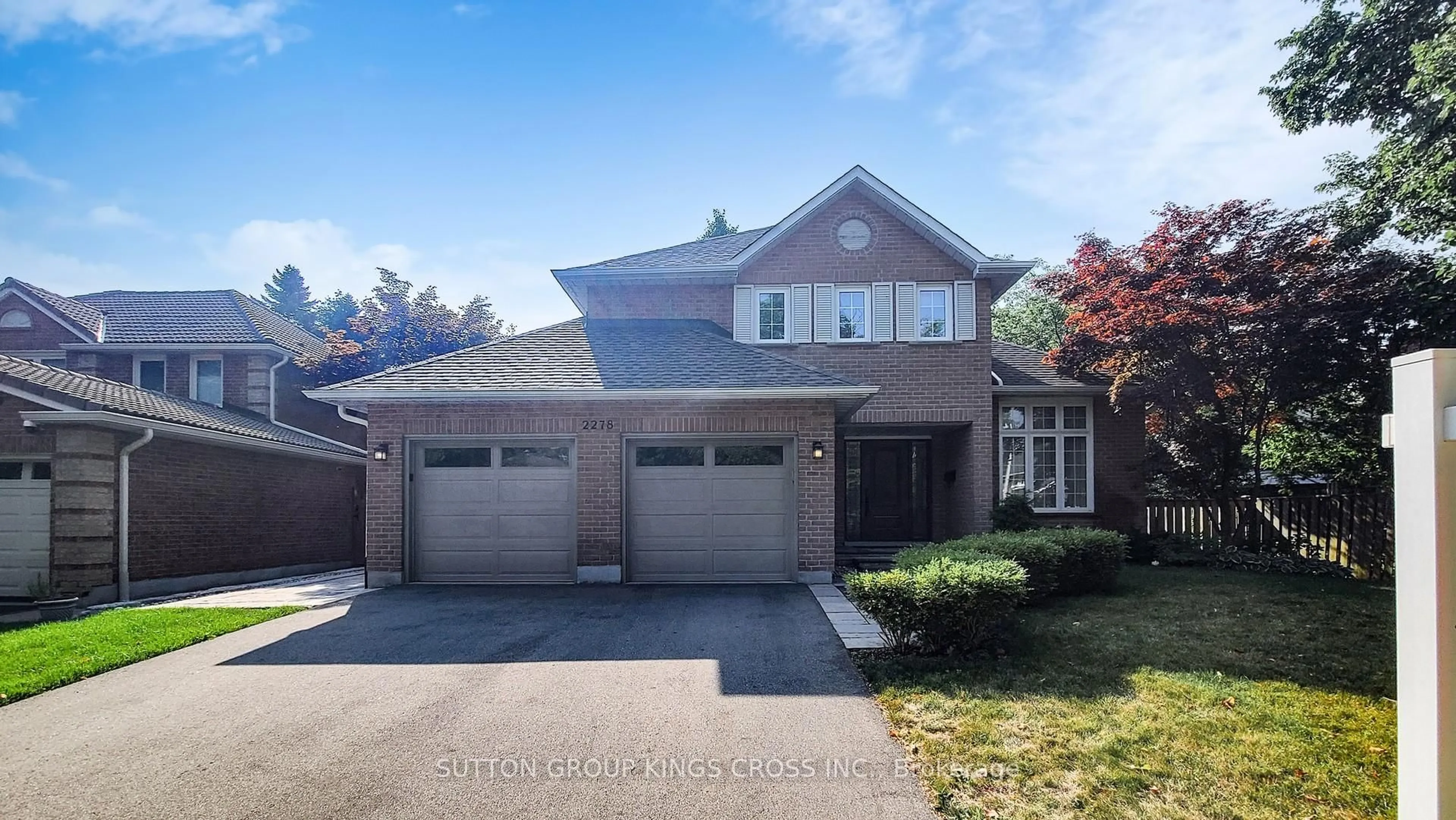 Home with brick exterior material, street for 2278 Dunedin Rd, Oakville Ontario L6J 6J6