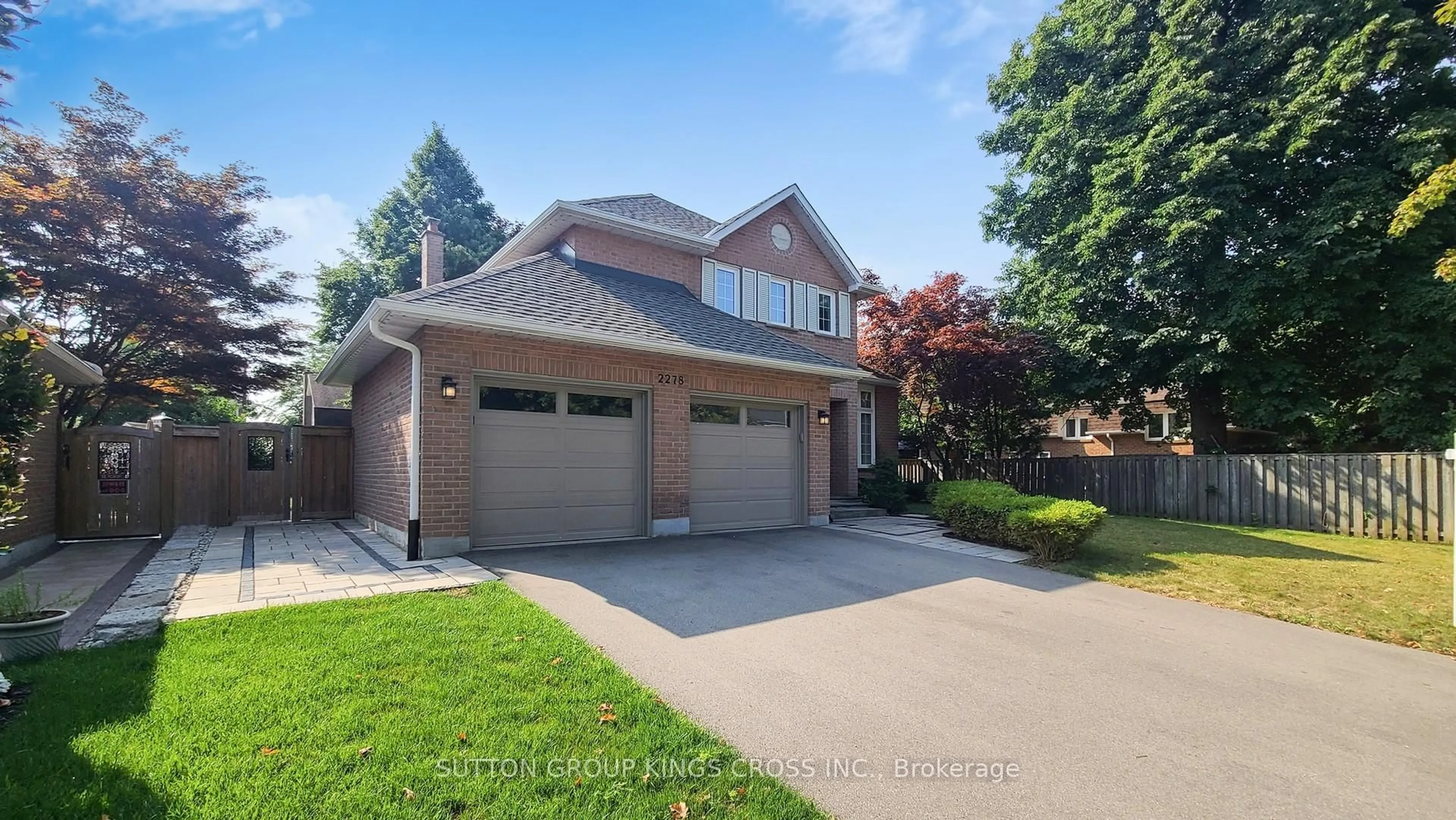 Home with brick exterior material, street for 2278 Dunedin Rd, Oakville Ontario L6J 6J6