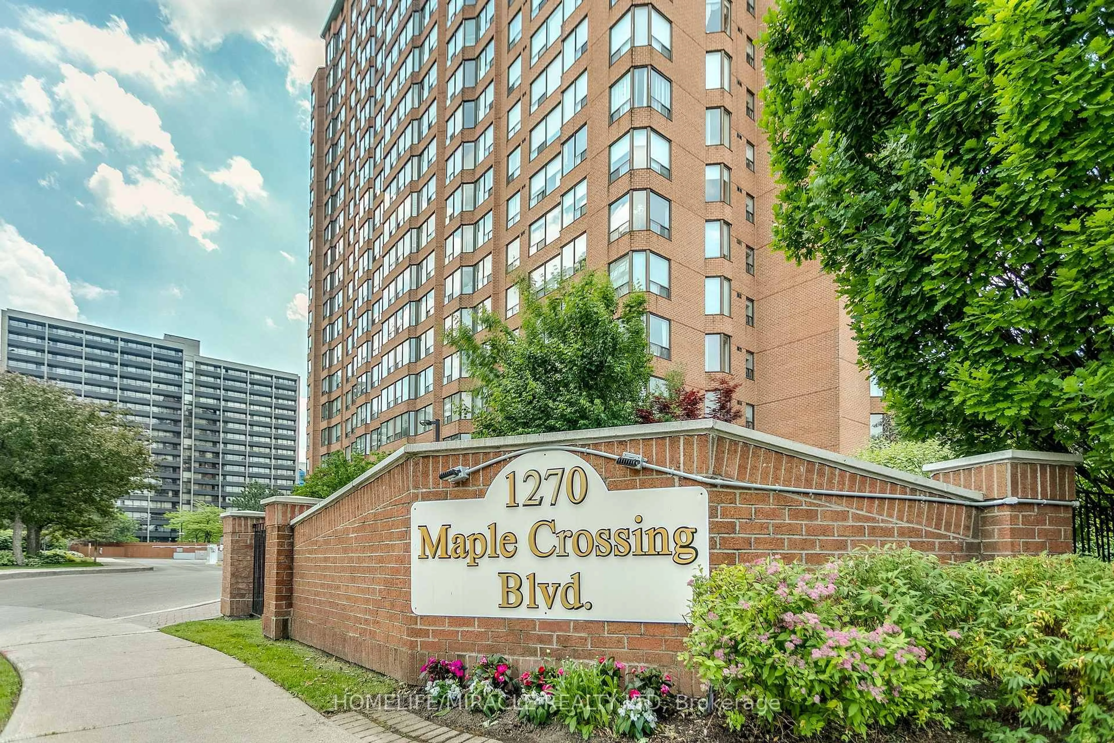 Home with brick exterior material, building for 1270 Maple Crossing Blvd #304, Burlington Ontario L7S 2J3