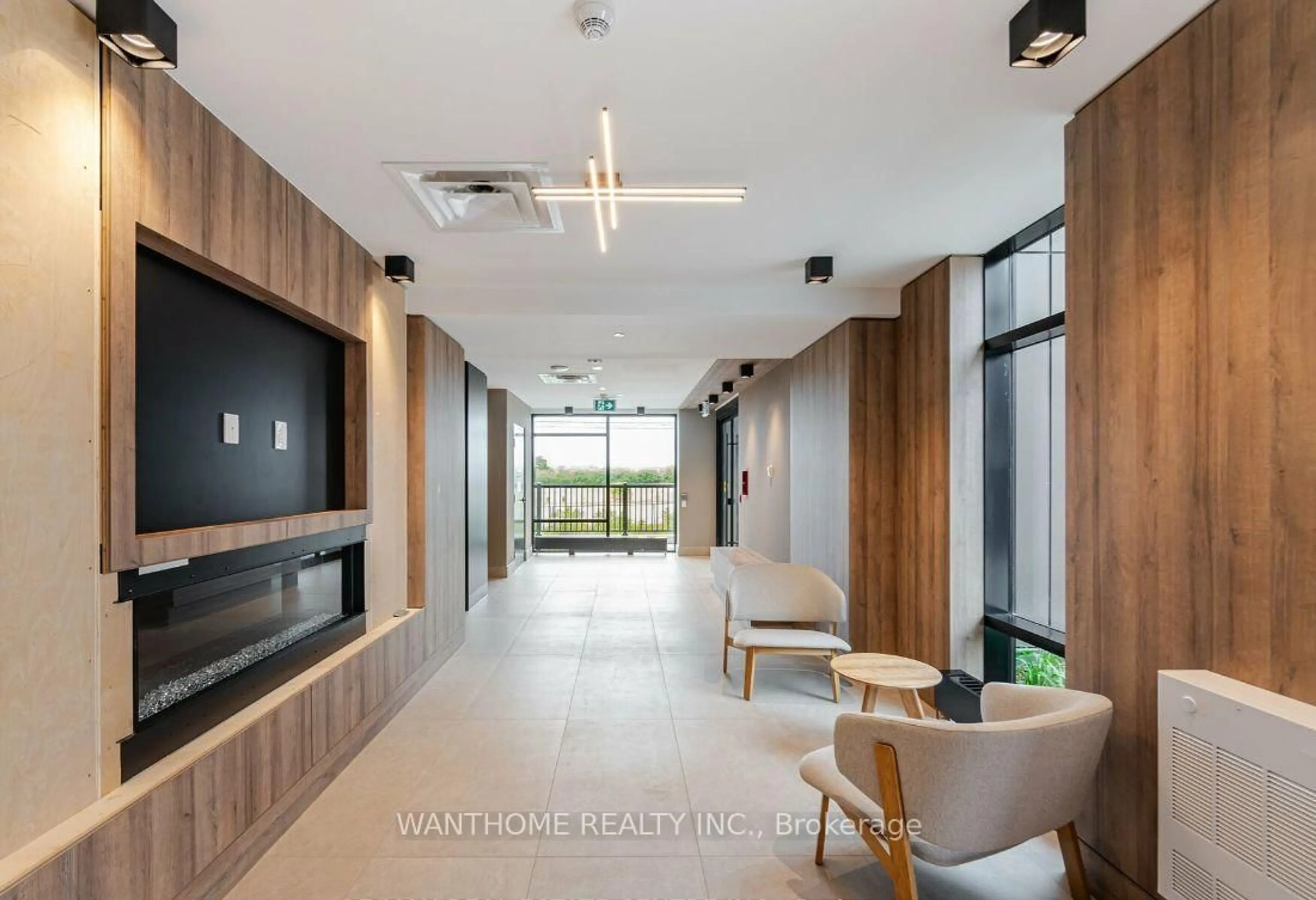 Indoor foyer for 335 Wheat Boom Dr #1002, Oakville Ontario L6H 7Y1