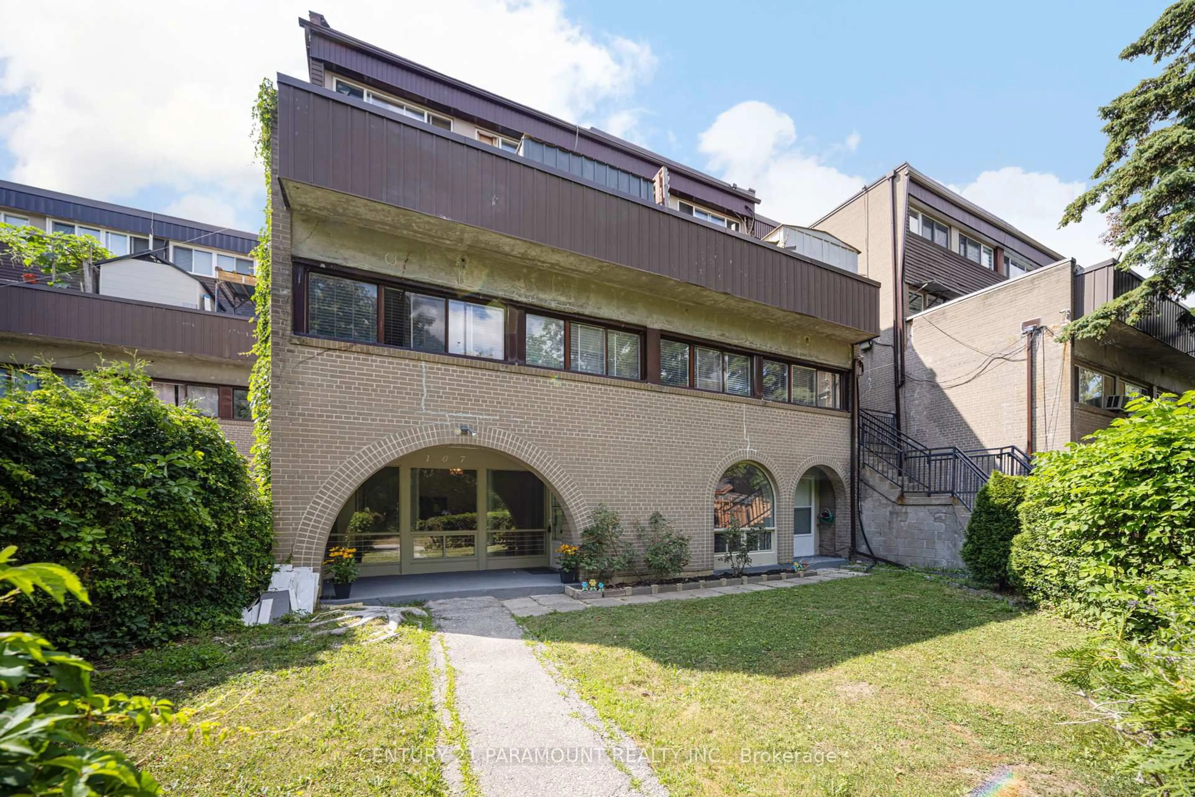 Unknown for 19 London Green Crt ##107, Toronto Ontario M3N 1K3