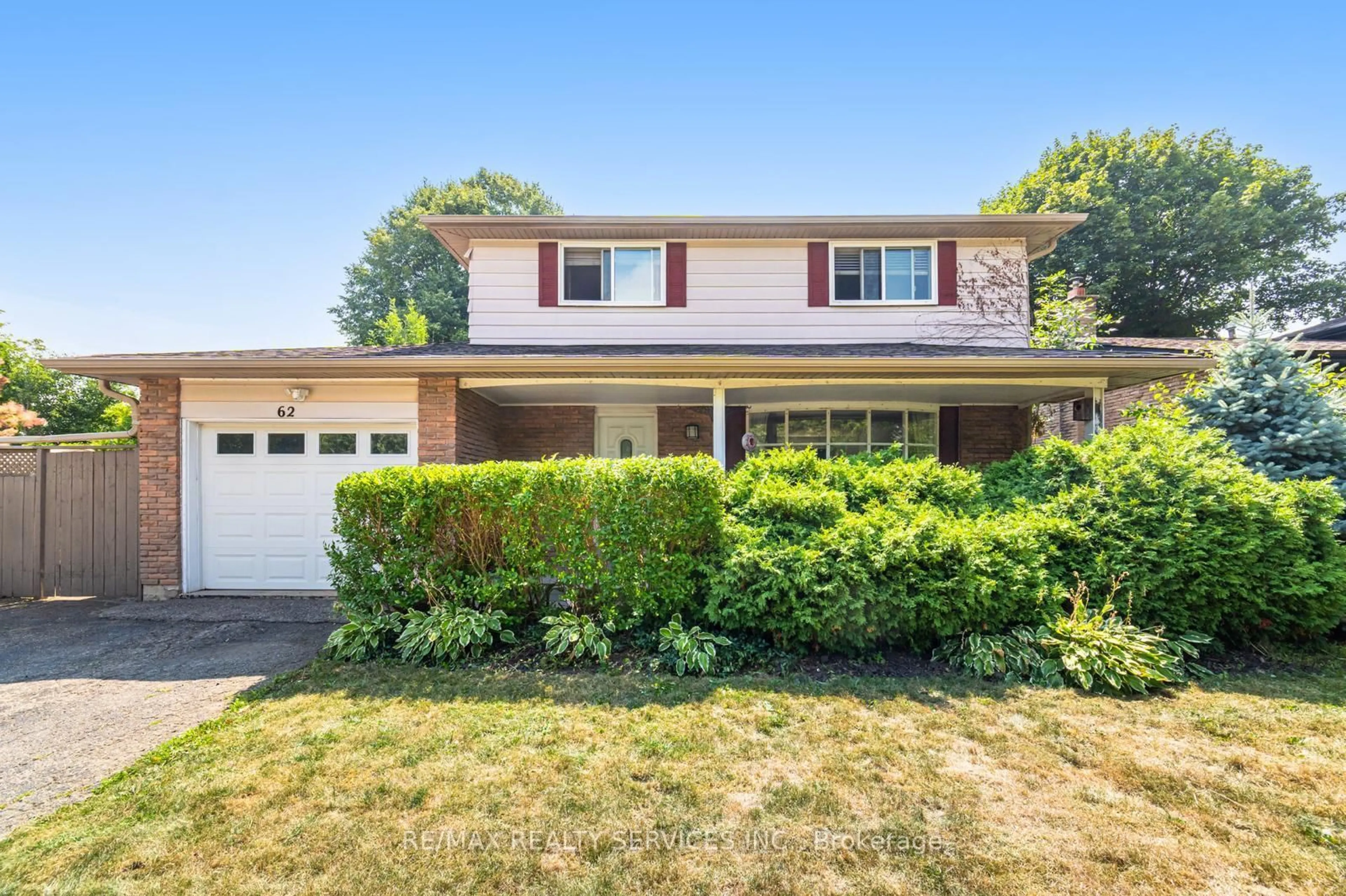 Home with vinyl exterior material, street for 62 Ambleside Dr, Brampton Ontario L6Y 1B9