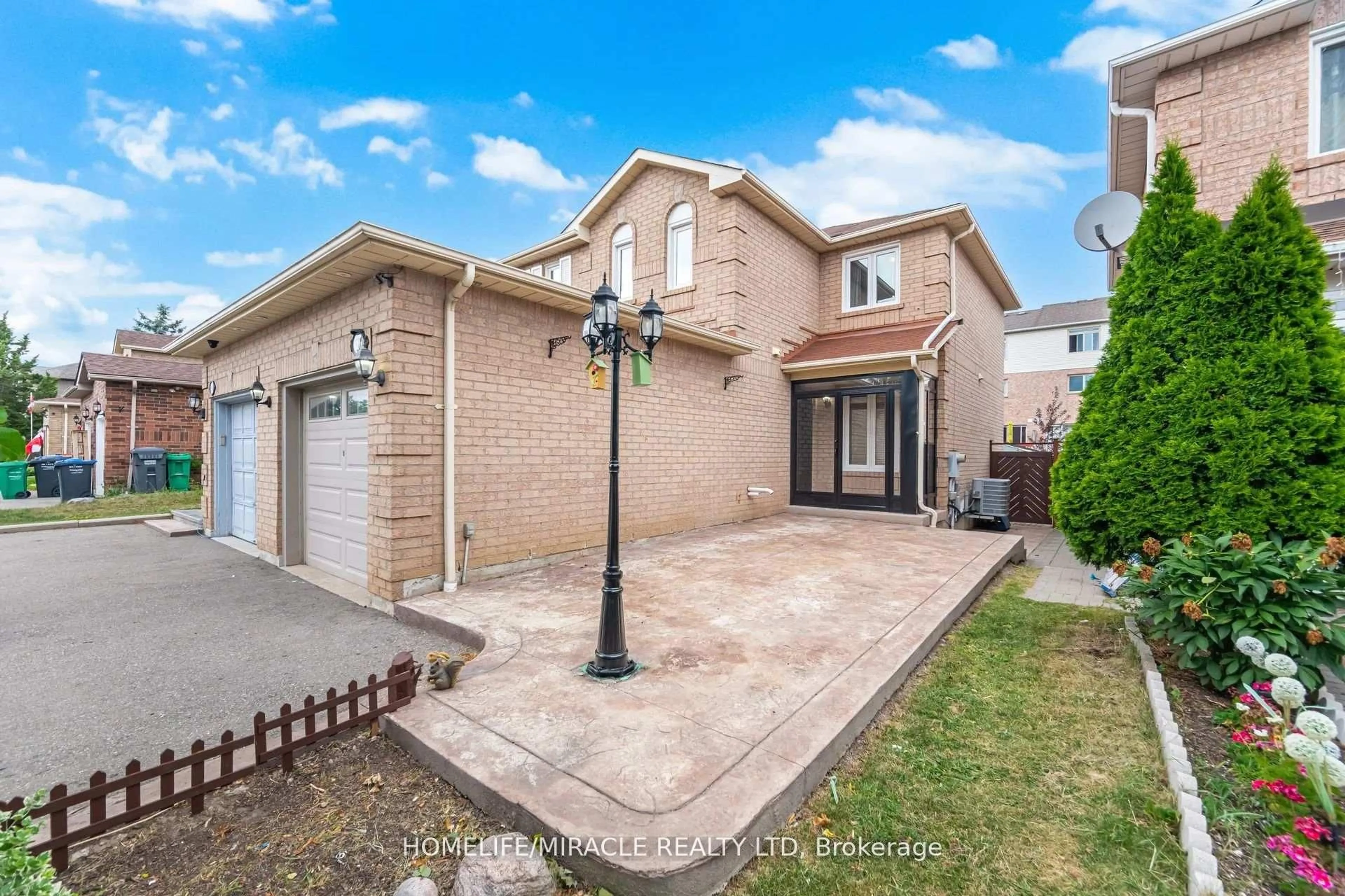 Home with brick exterior material, street for 5339 Bullrush Dr, Mississauga Ontario L5V 1Z2