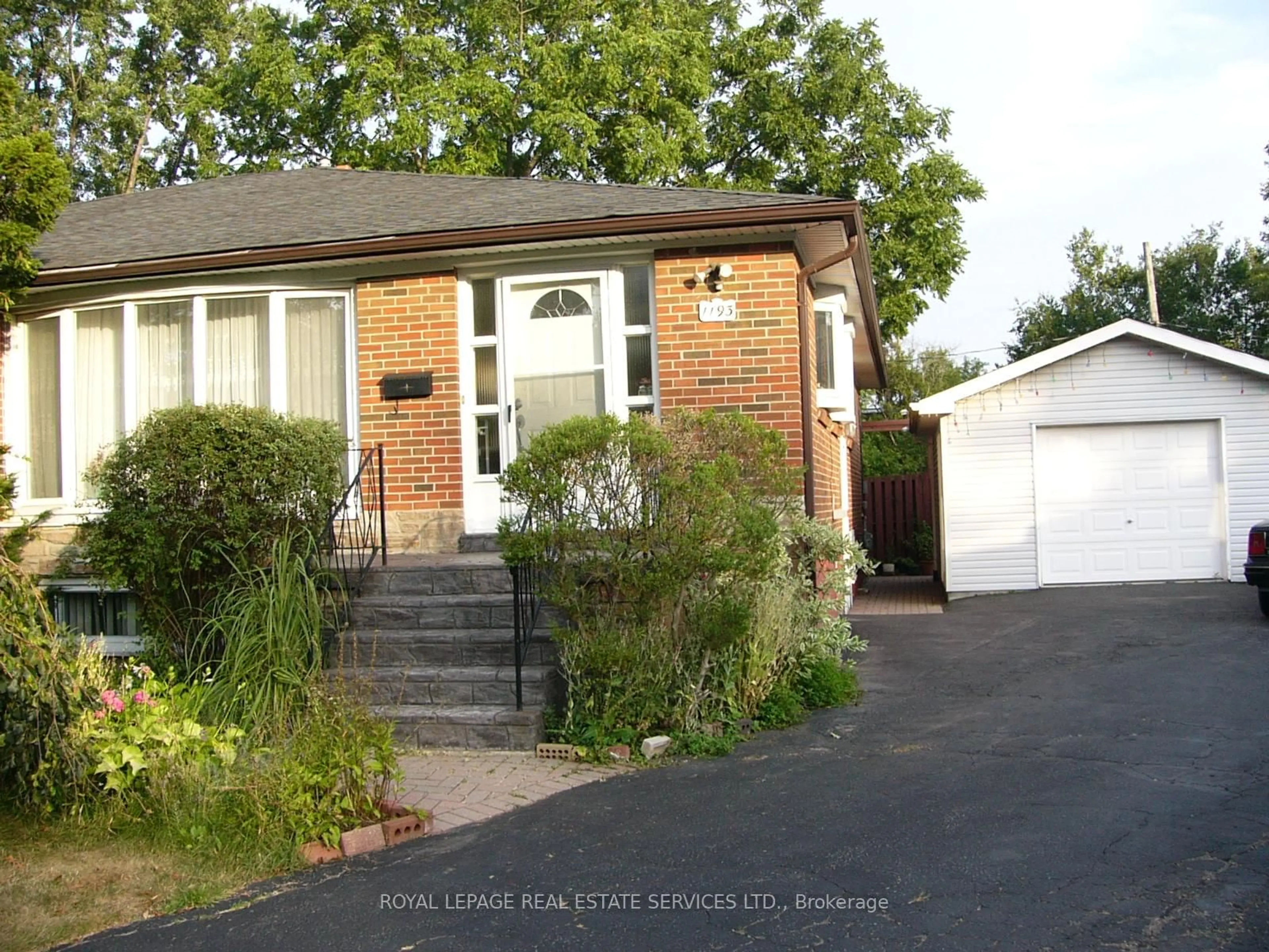 Unknown for 1193 Ingledene Dr, Oakville Ontario L6H 2H8
