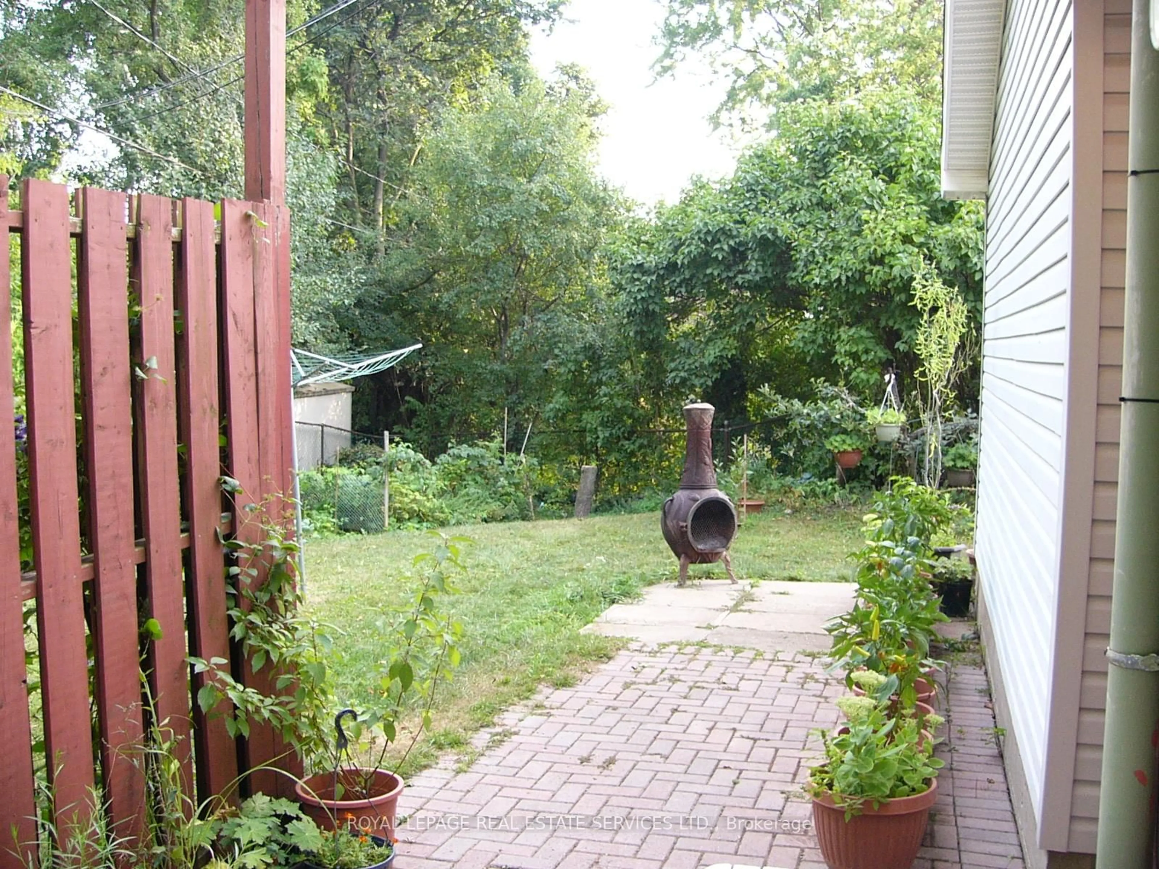 Patio, street for 1193 Ingledene Dr, Oakville Ontario L6H 2H8