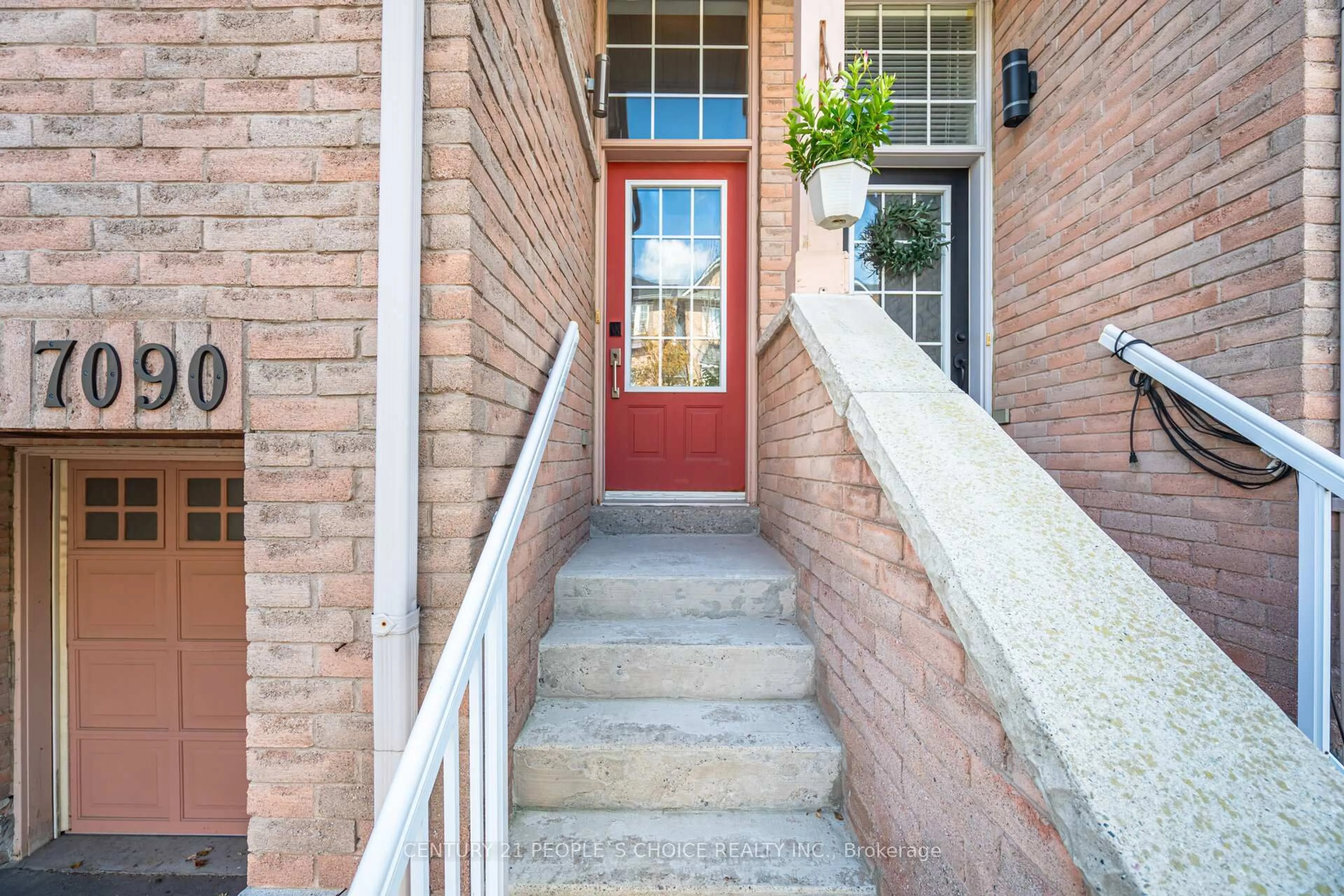 Unknown for 7090 Fairmeadow Cres, Mississauga Ontario L5N 8R5