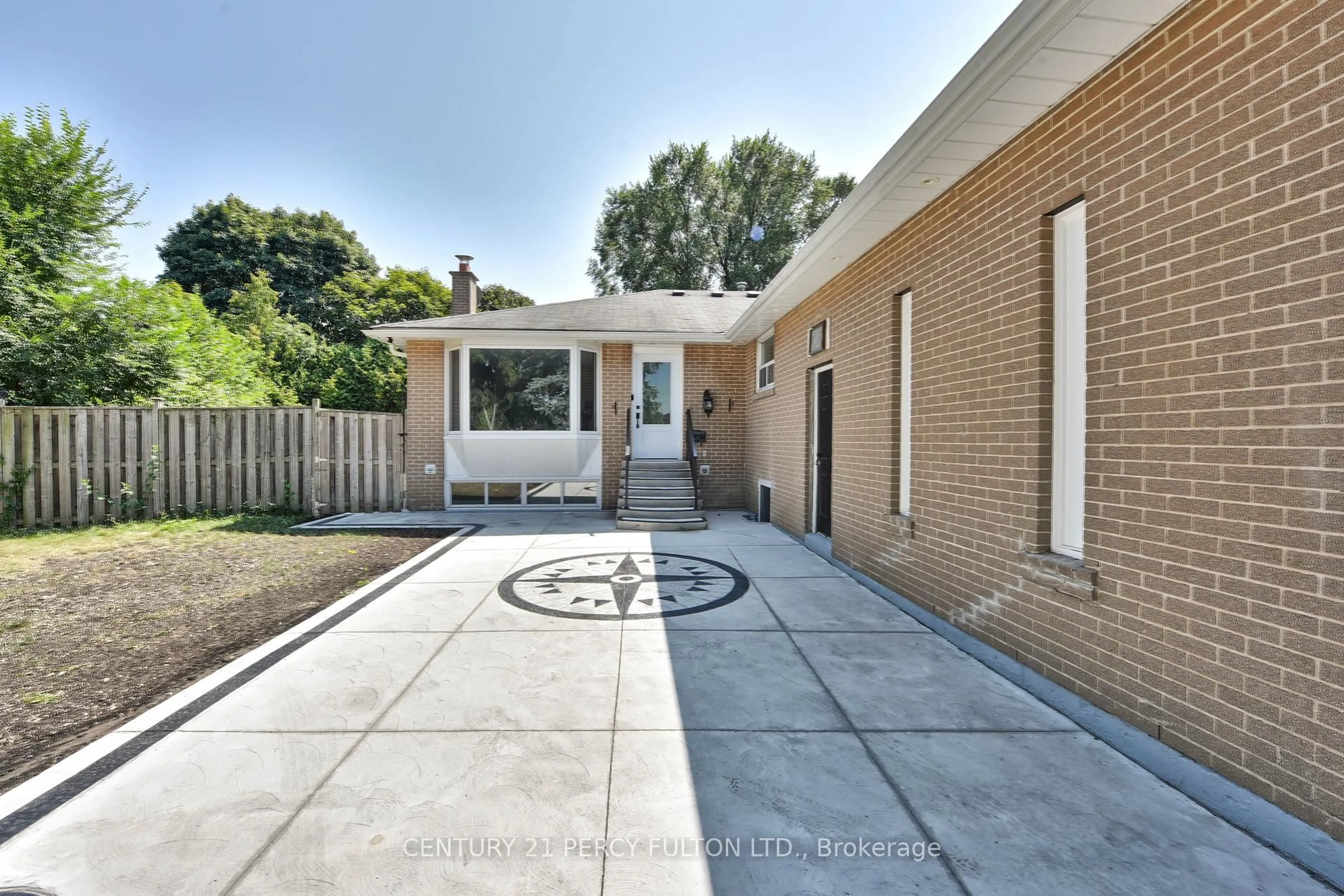 Home with brick exterior material, street for 32 Drum Oak Cres, Brampton Ontario L6T 1M5