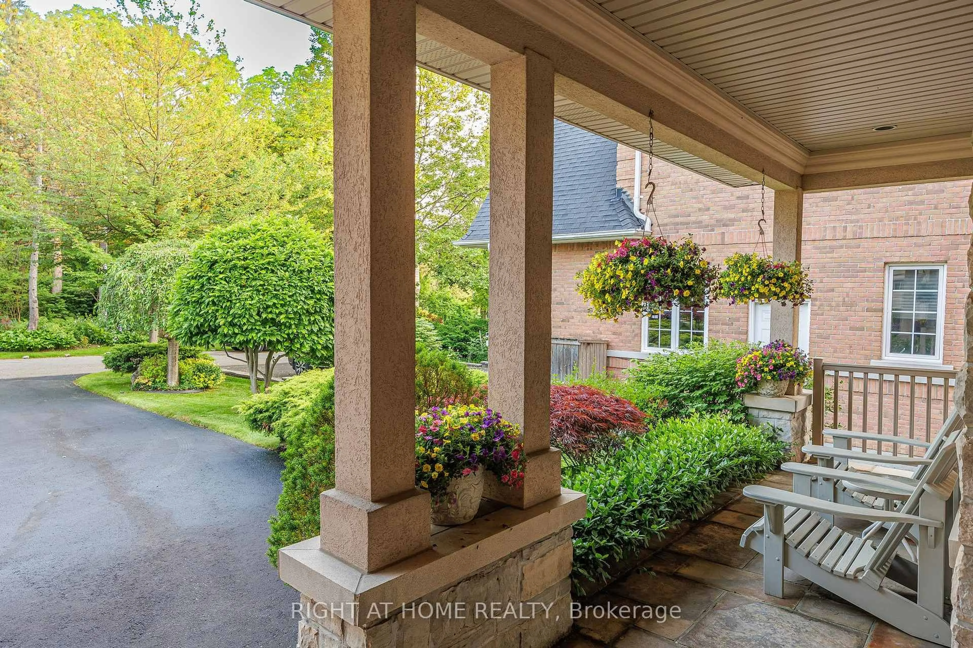 Patio, unknown for 2 Fairway Rd, Toronto Ontario M9A 5E9