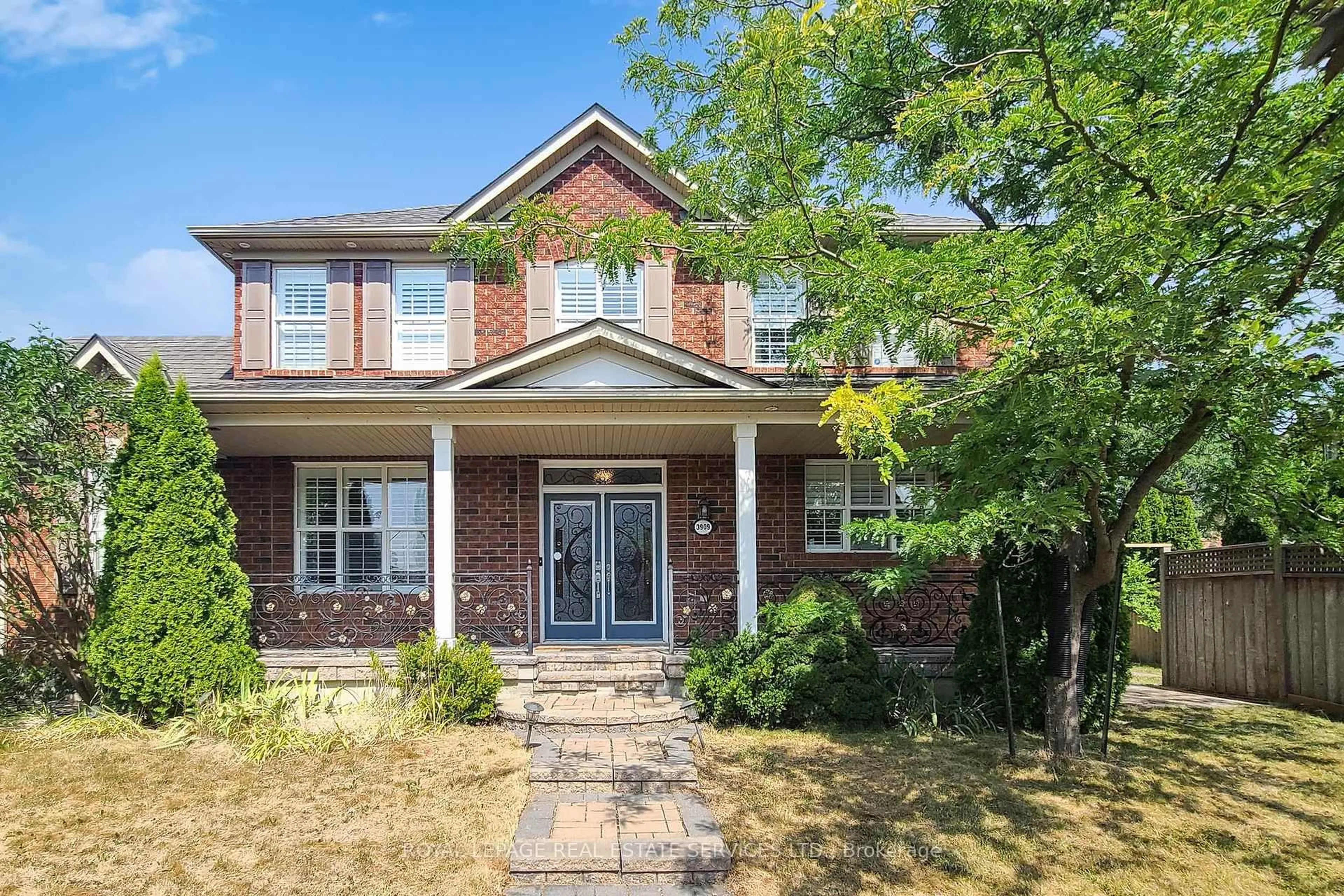 Home with brick exterior material, street for 3909 Mayla Dr, Mississauga Ontario L5M 7Y8