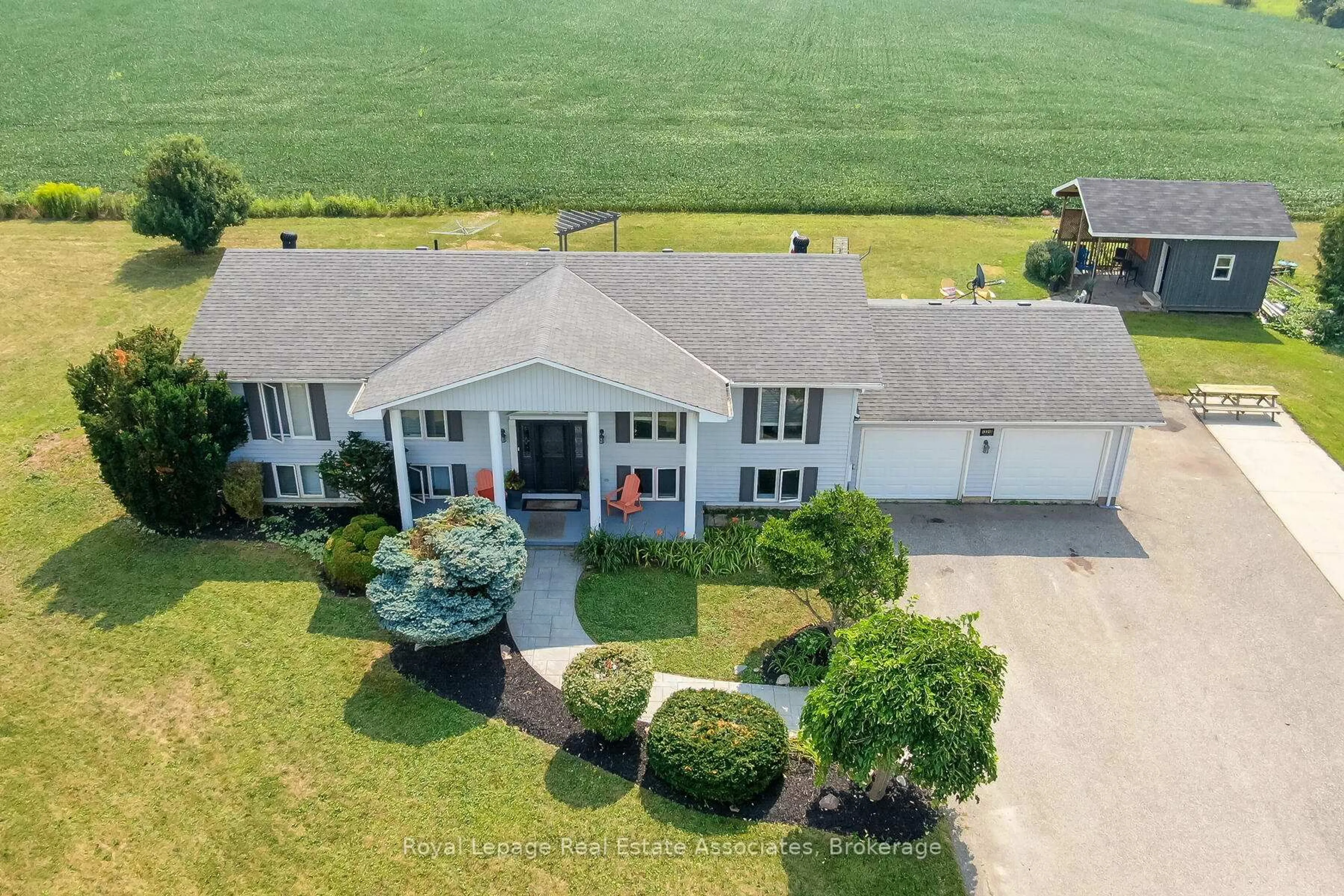 A pic from outside/outdoor area/front of a property/back of a property/a pic from drone, water/lake/river/ocean view for 13318 10 Sdrd, Halton Hills Ontario L7G 4S5