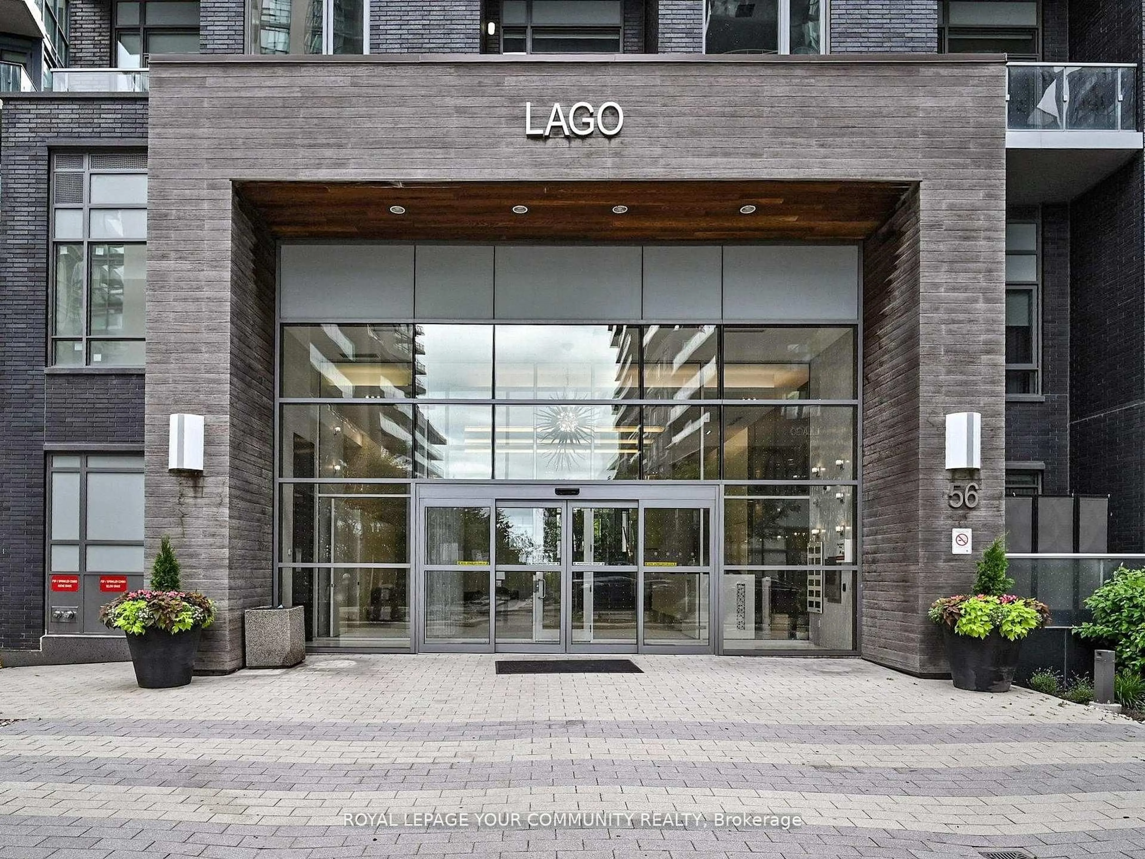 Indoor foyer for 56 Annie Craig Dr #3605, Toronto Ontario M8V 0C8