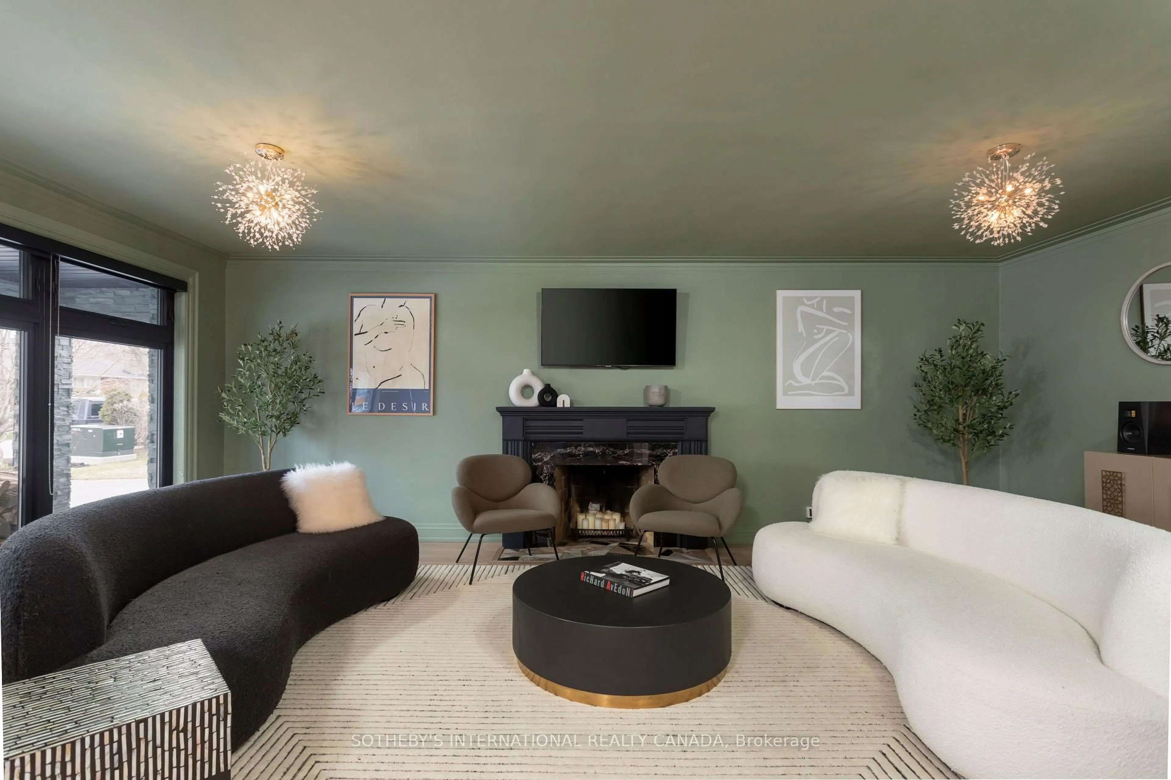 Living room with furniture, unknown for 15 Ravensbourne Cres, Toronto Ontario M9A 2A7