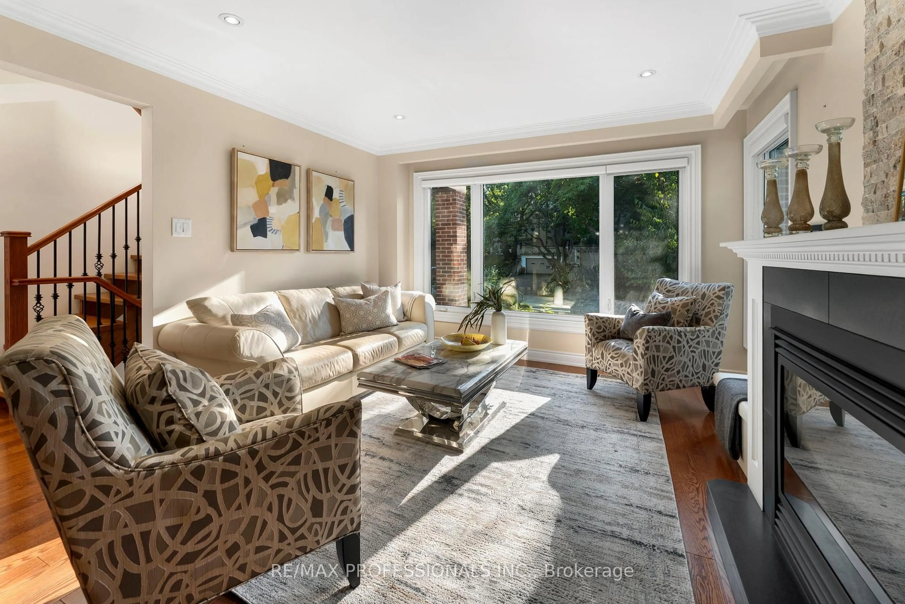 Living room with furniture, unknown for 1 Trillium Terr, Toronto Ontario M8Y 1V9