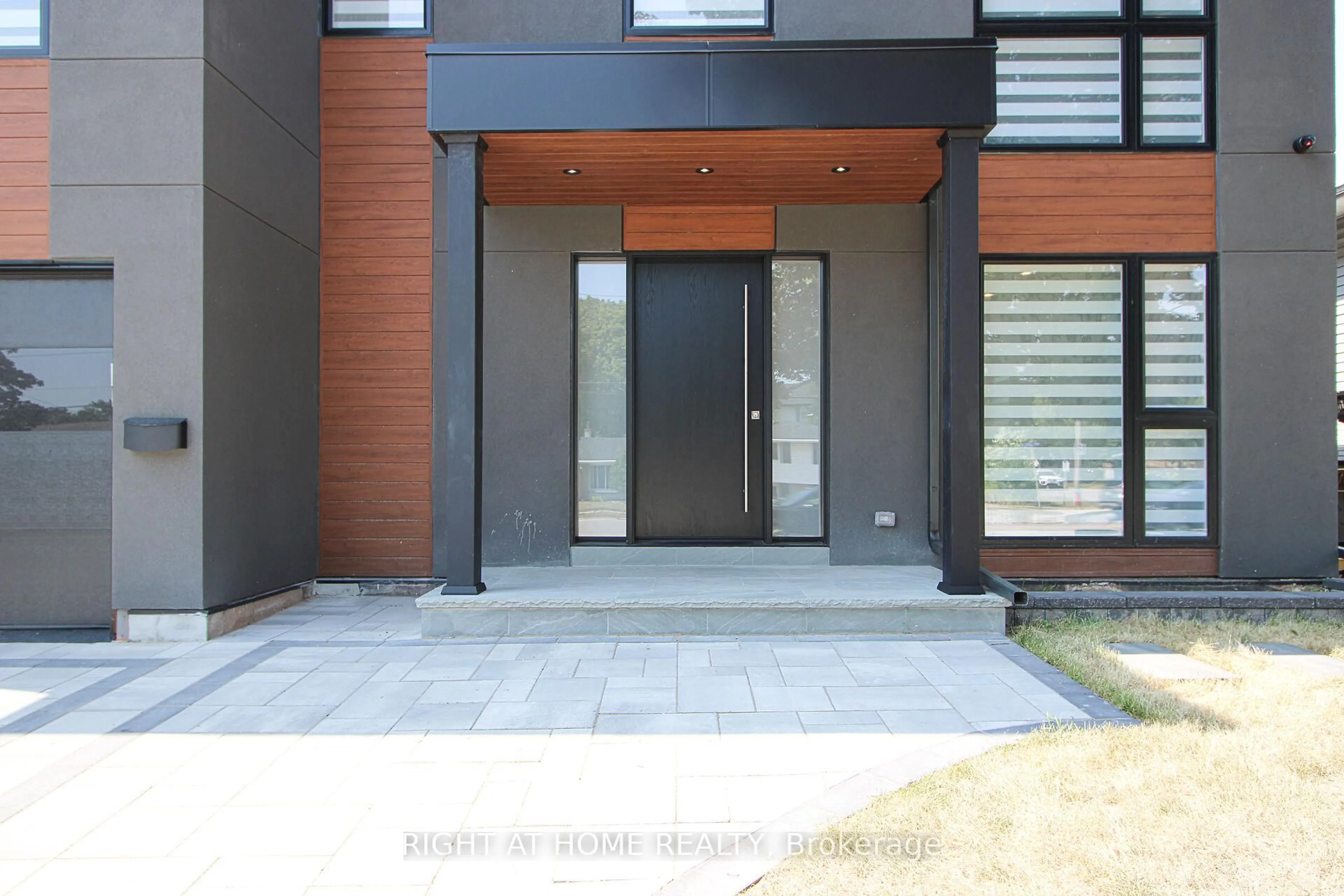 Unknown for 584 WALKERS Line, Burlington Ontario L7N 2E5