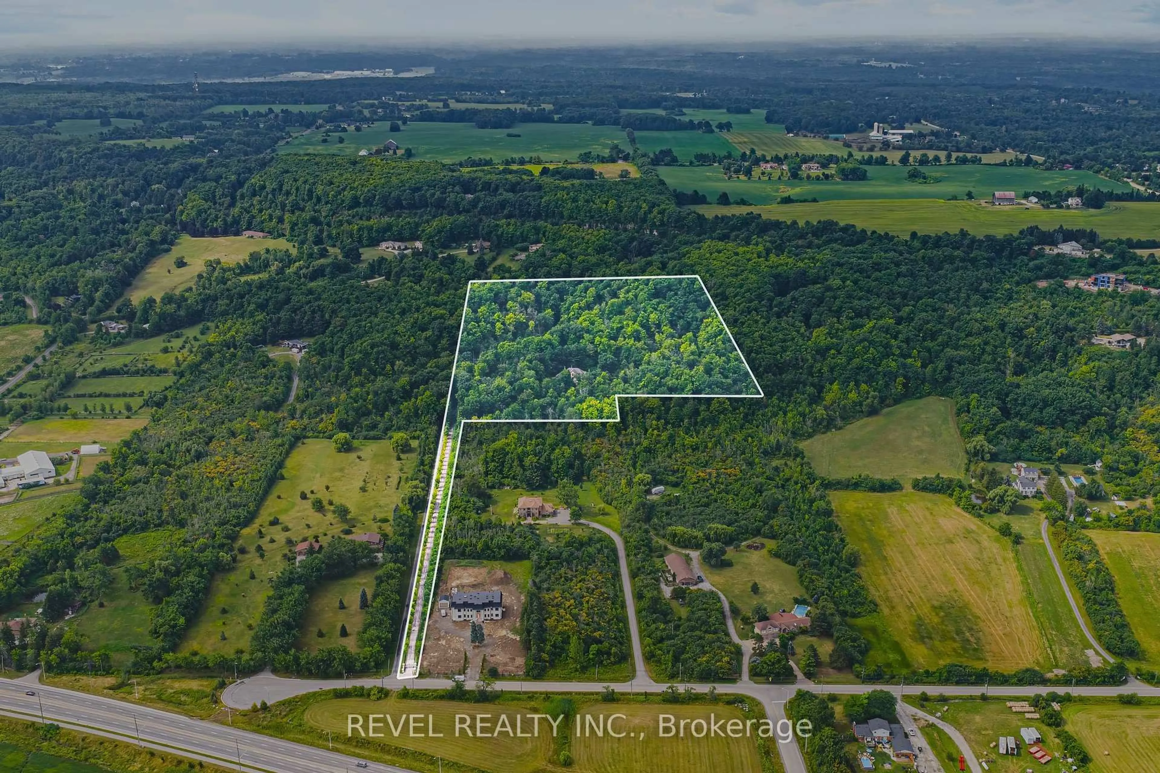 A pic from outside/outdoor area/front of a property/back of a property/a pic from drone, water/lake/river/ocean view for 7644 Old Tremaine Rd, Milton Ontario L9T 2Y1