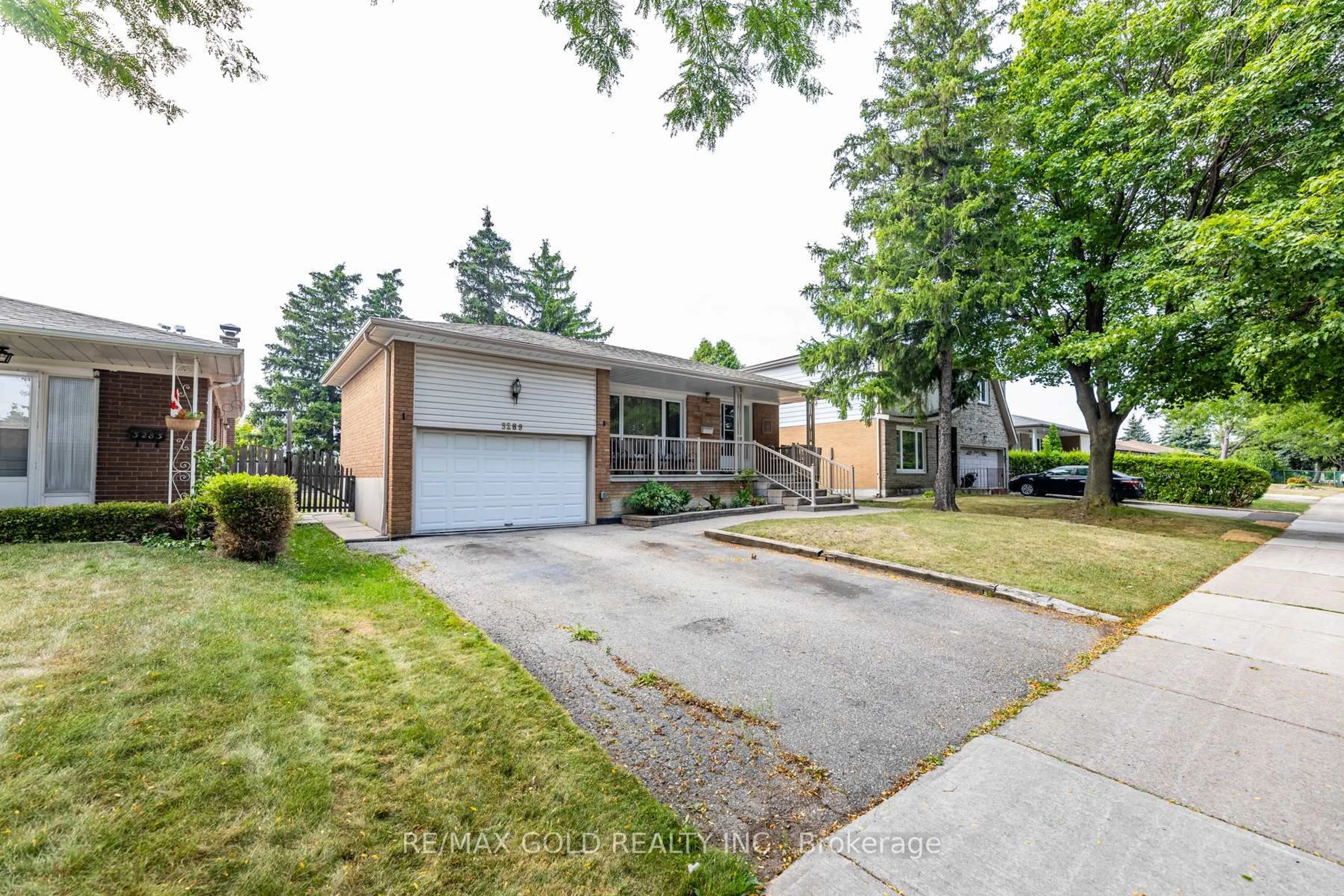 Unknown for 3289 Twilight Rd, Mississauga Ontario L4T 1Z8