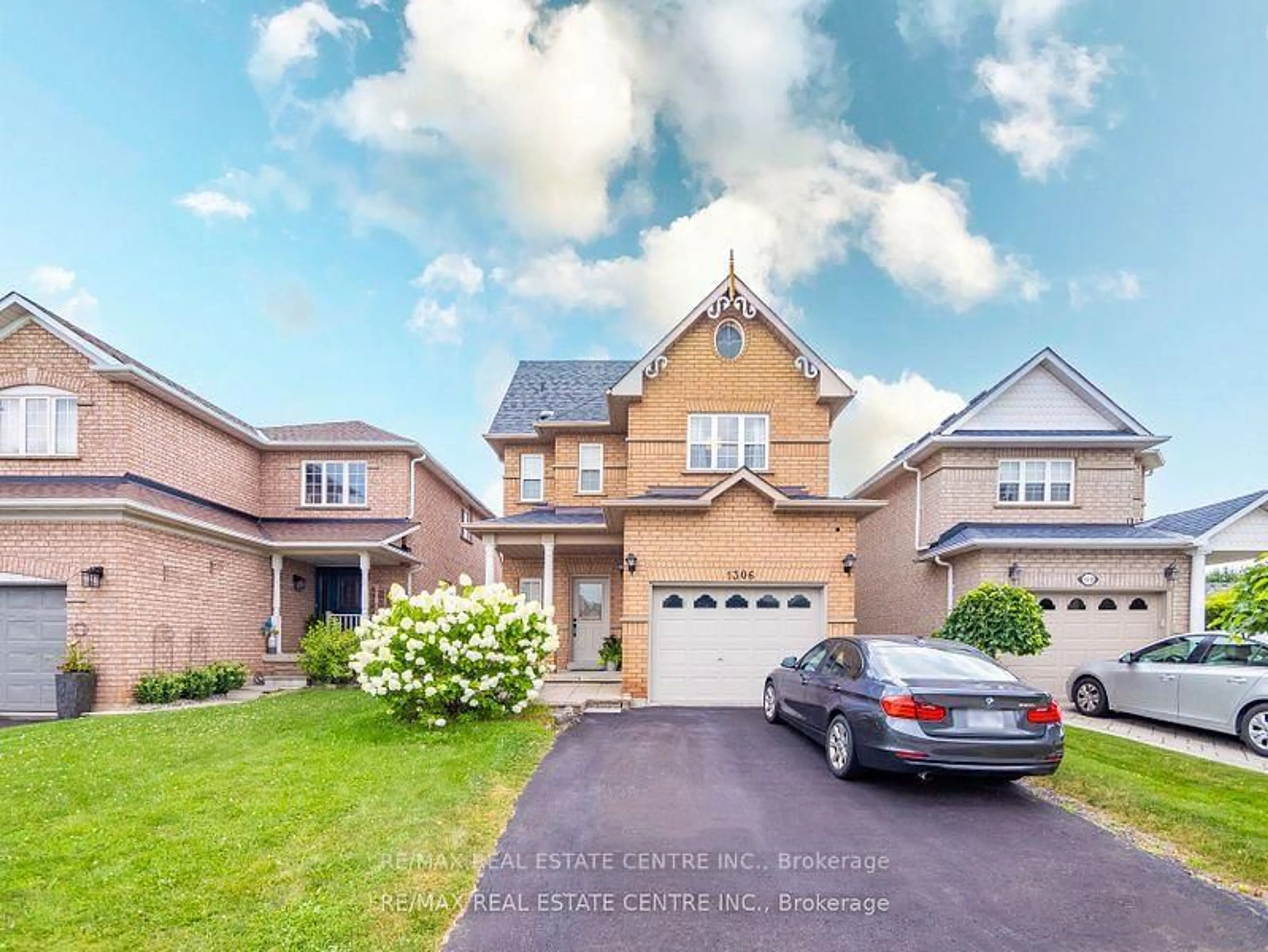 Home with brick exterior material, street for 1306 Sandpiper Rd, Oakville Ontario L6M 3V7