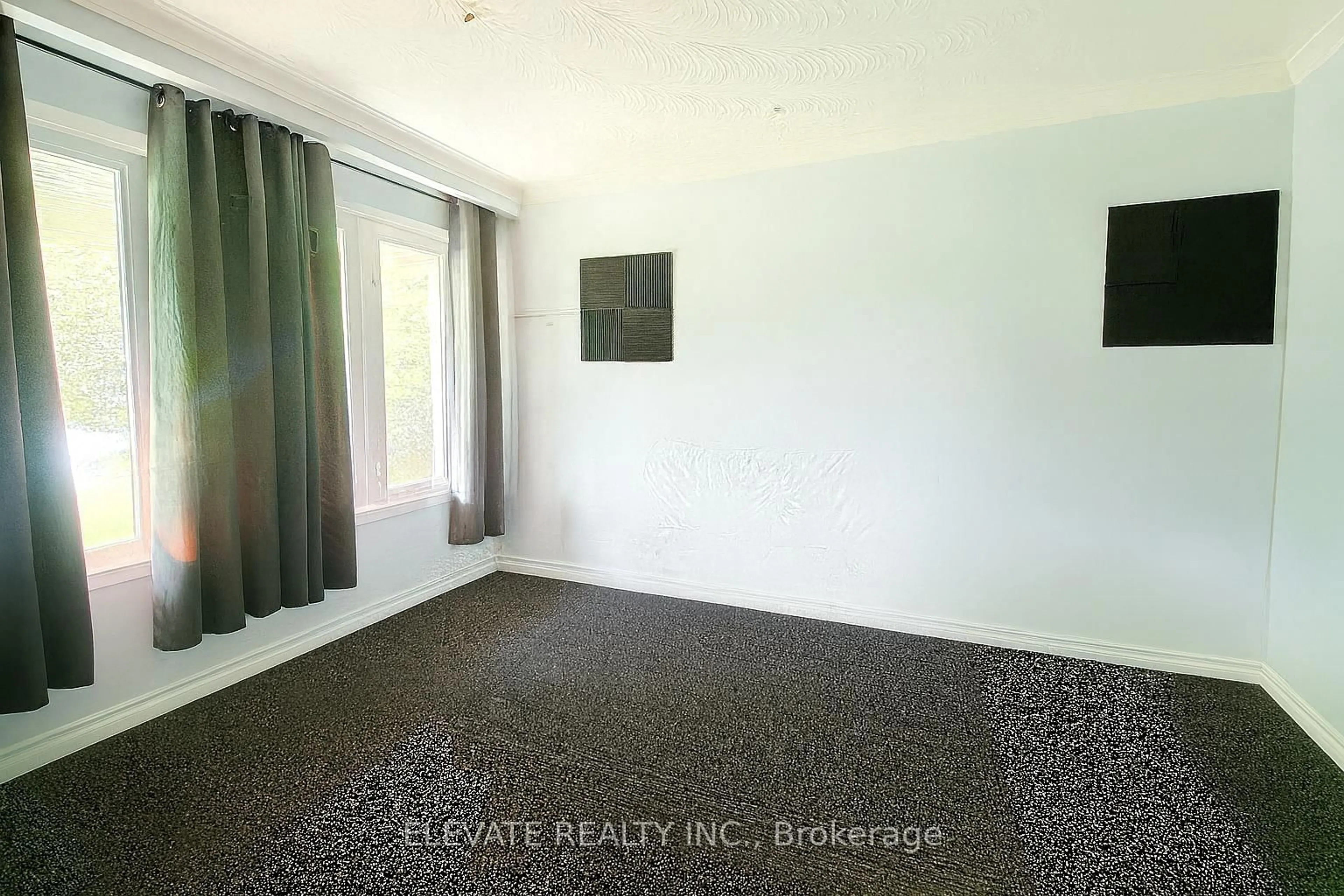 A pic of a room for 515 Salem Ave, Toronto Ontario M6H 3C9