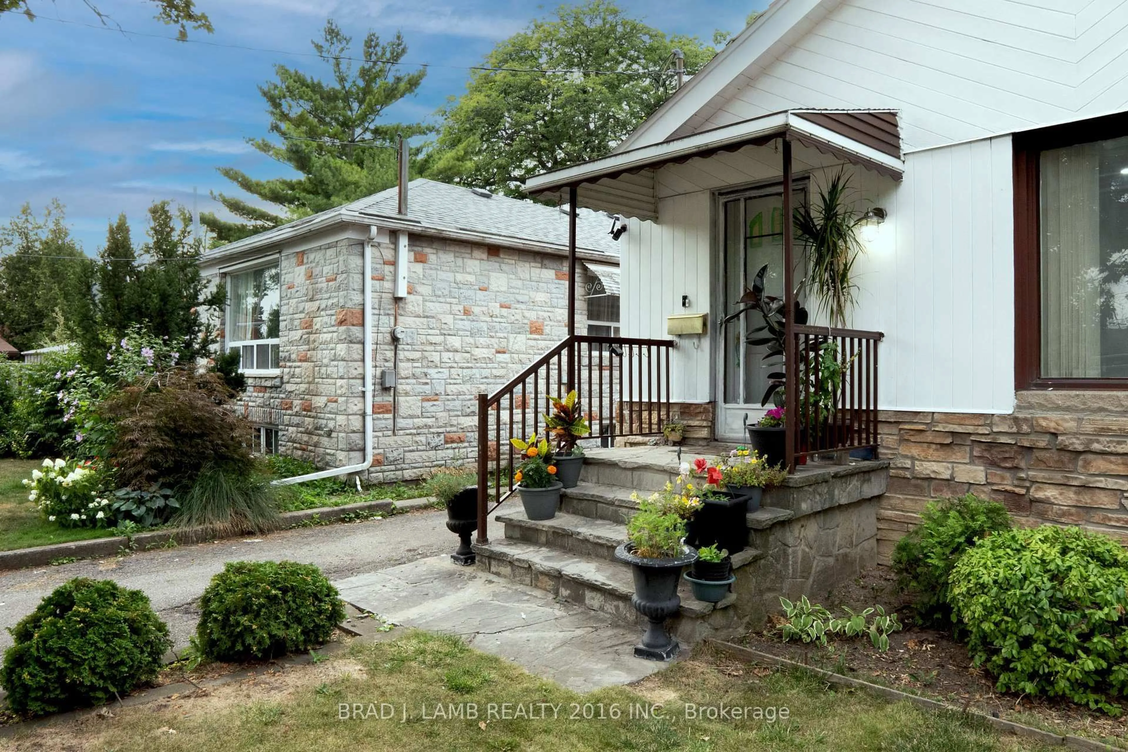 Unknown for 42 Lynnford Dr, Toronto Ontario M9B 1H7