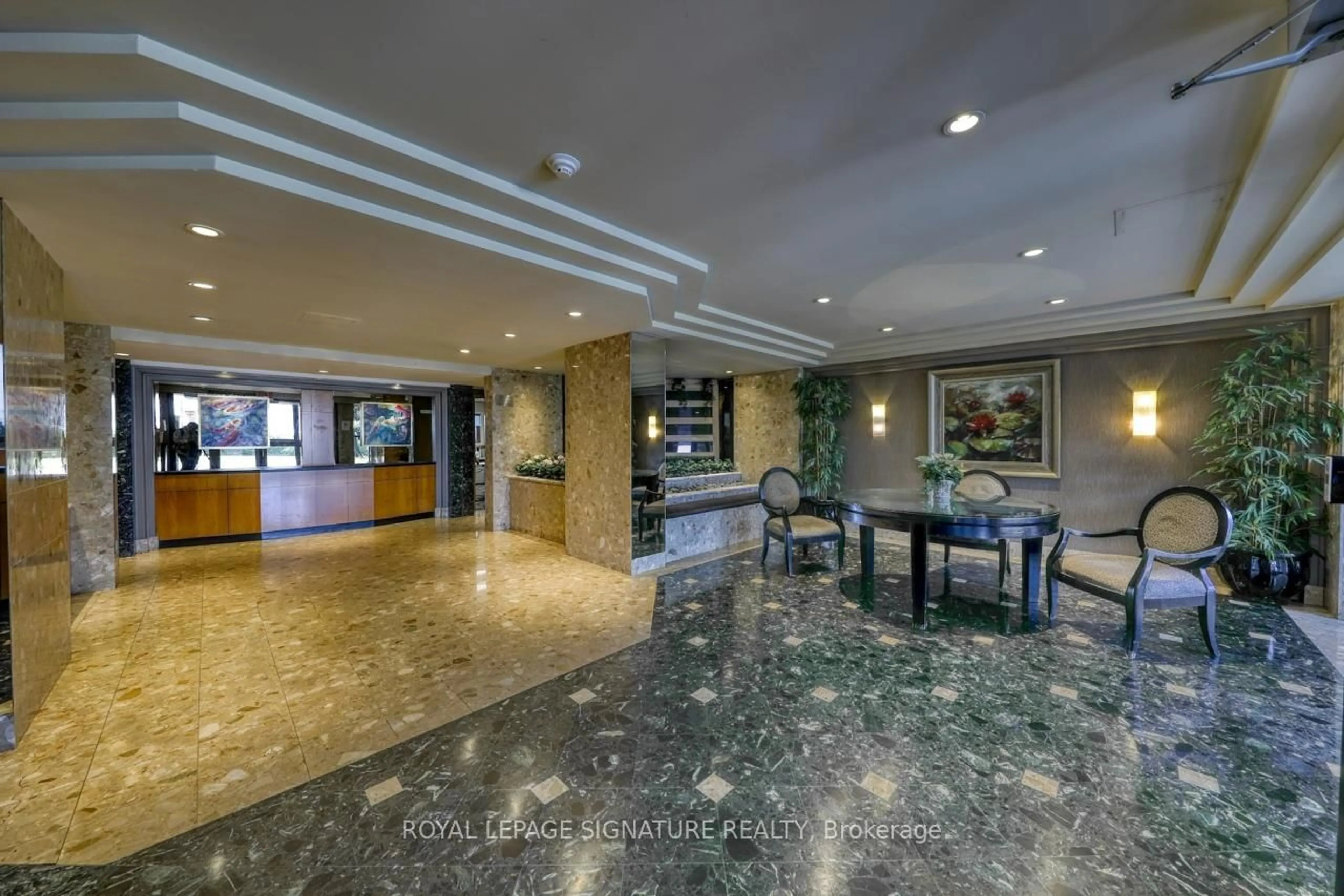 Lobby for 6 Humberline Dr #904, Toronto Ontario M9W 6X8