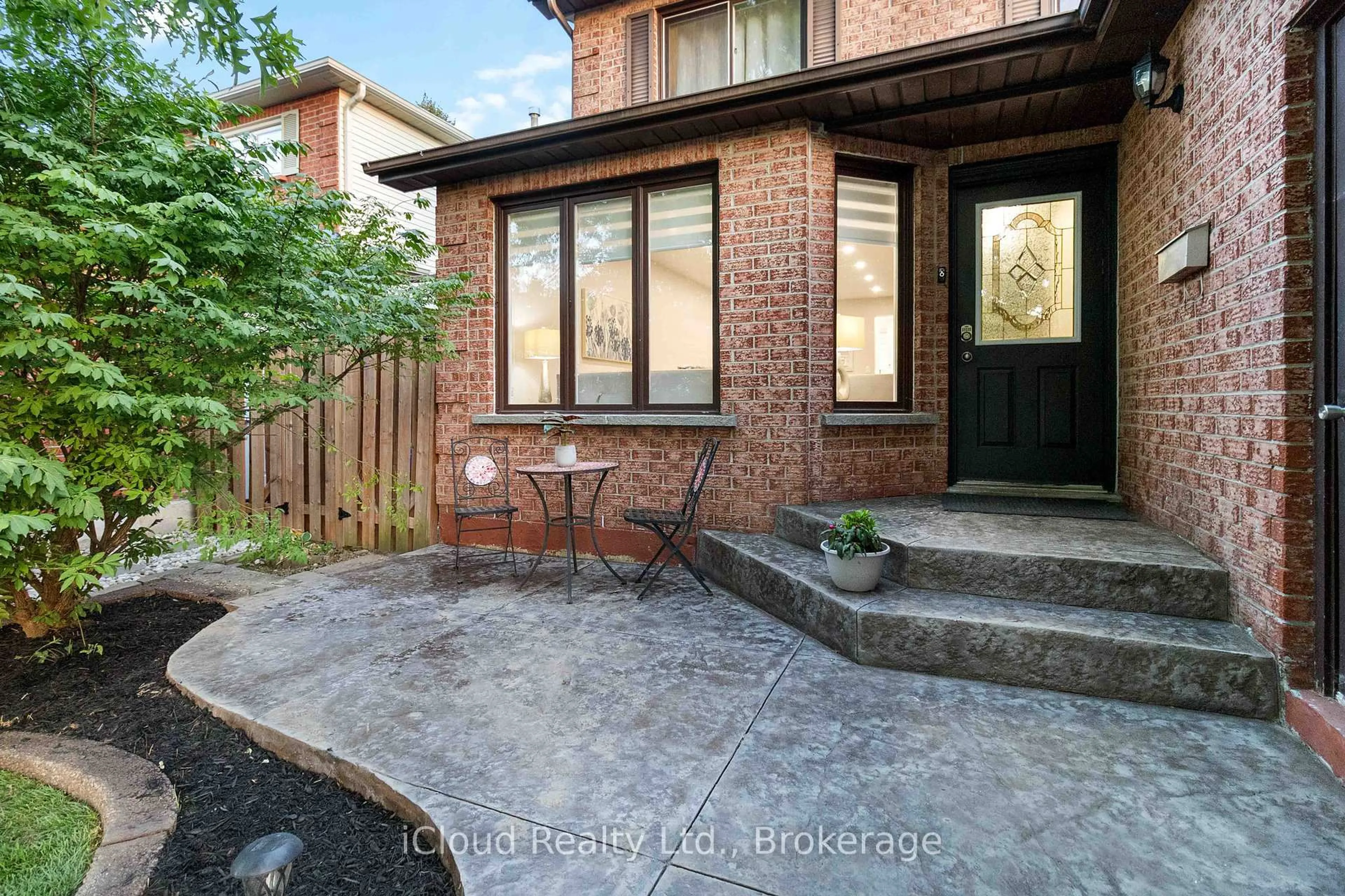 Home with brick exterior material, street for 3208 Renton Rd, Burlington Ontario L7M 3C7