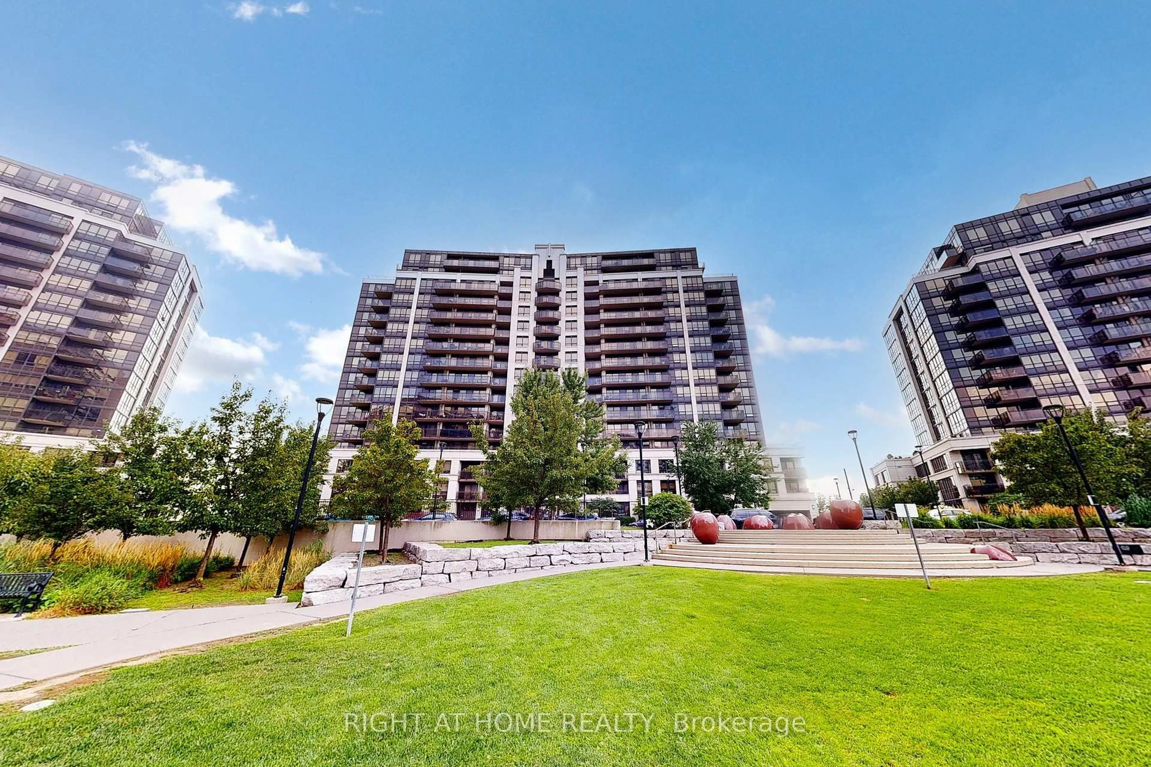 A pic from outside/outdoor area/front of a property/back of a property/a pic from drone, city buildings view from balcony for 1070 Sheppard Ave #214, Toronto Ontario M3J 0G8