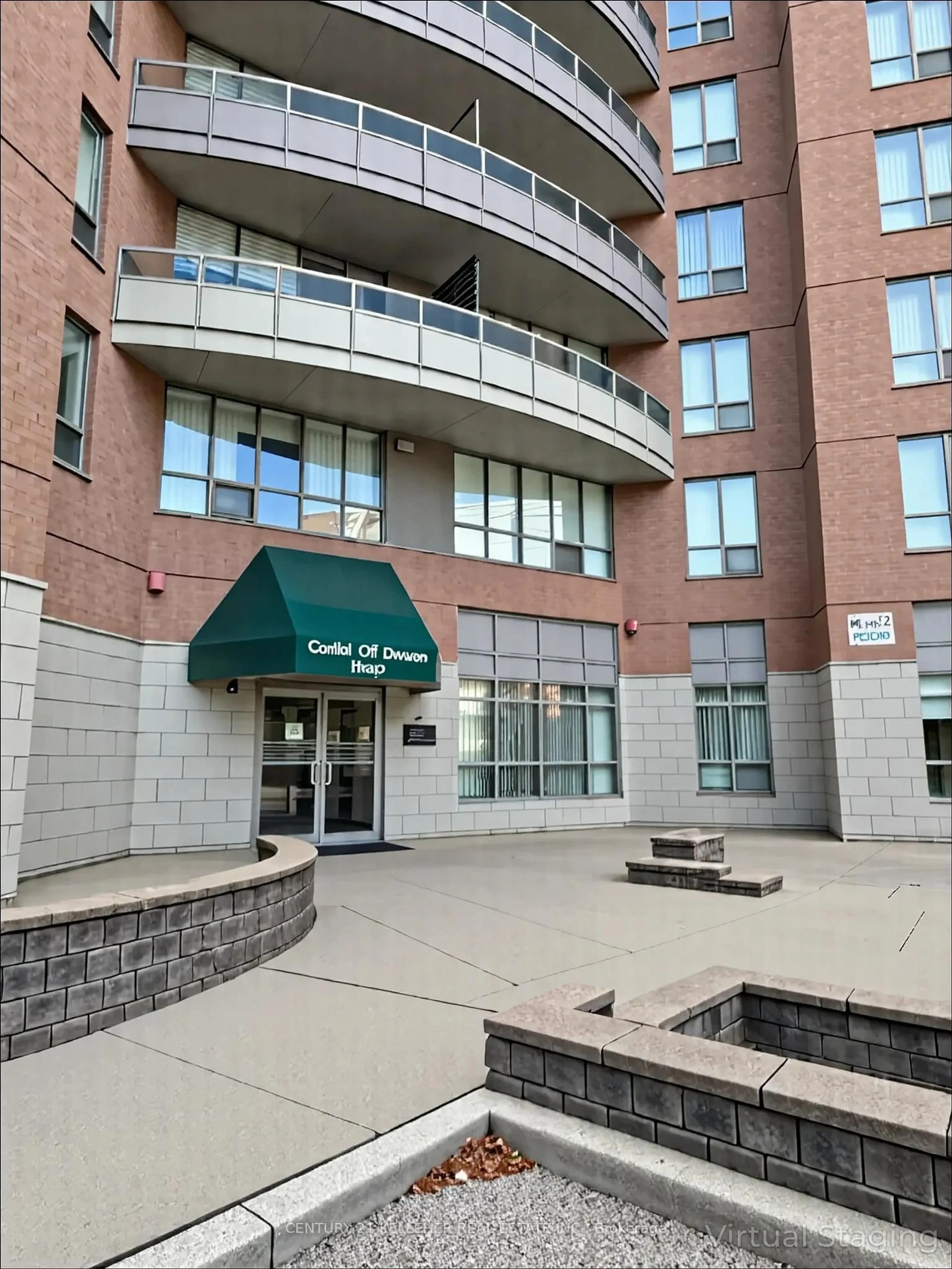 Indoor foyer for 4640 Kimbermount Ave #707, Mississauga Ontario L5M 5W6