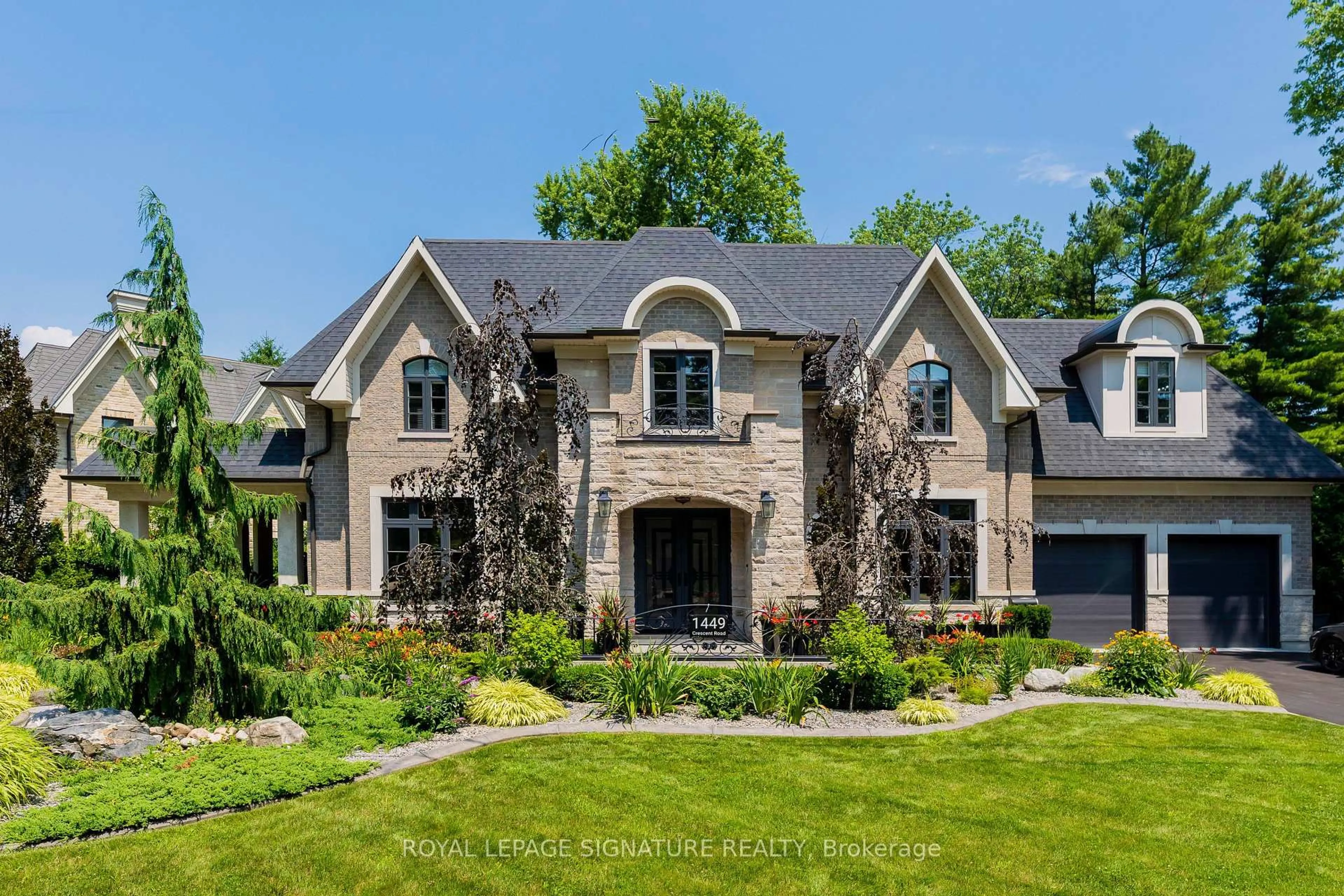 Home with brick exterior material, street for 1449 Crescent Rd, Mississauga Ontario L5H 1P5