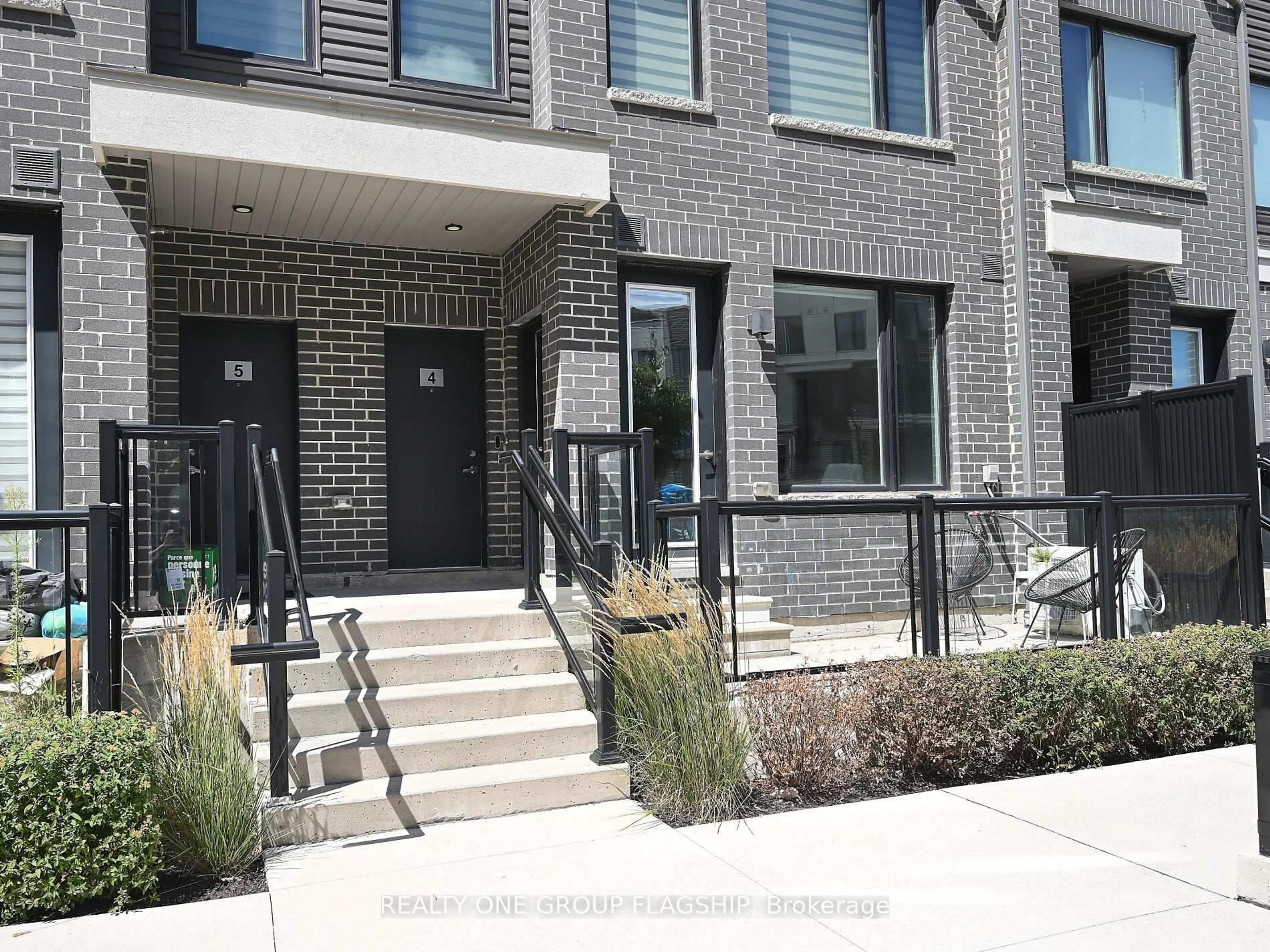 Home with brick exterior material, street for 3492 Widdicombe Way #3, Mississauga Ontario L5L 0B9
