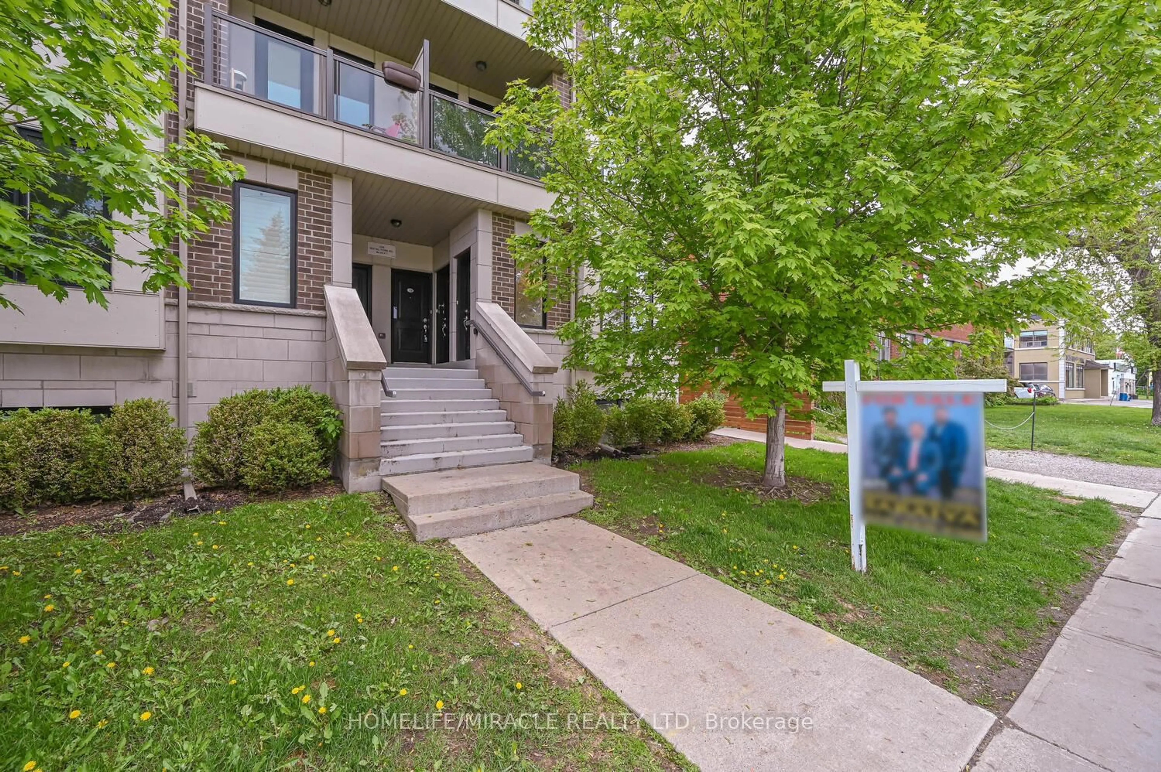 Unknown for 256 ROYAL YORK Rd #114, Toronto Ontario M8V 1Y8
